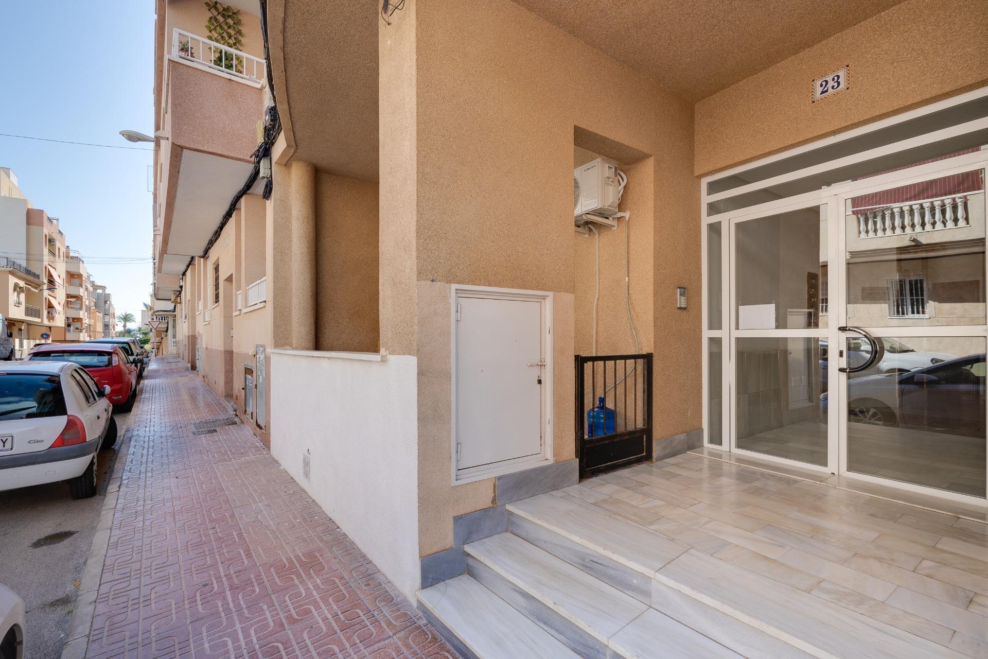 Pisos-Venta-Torrevieja-1935640-Foto-29