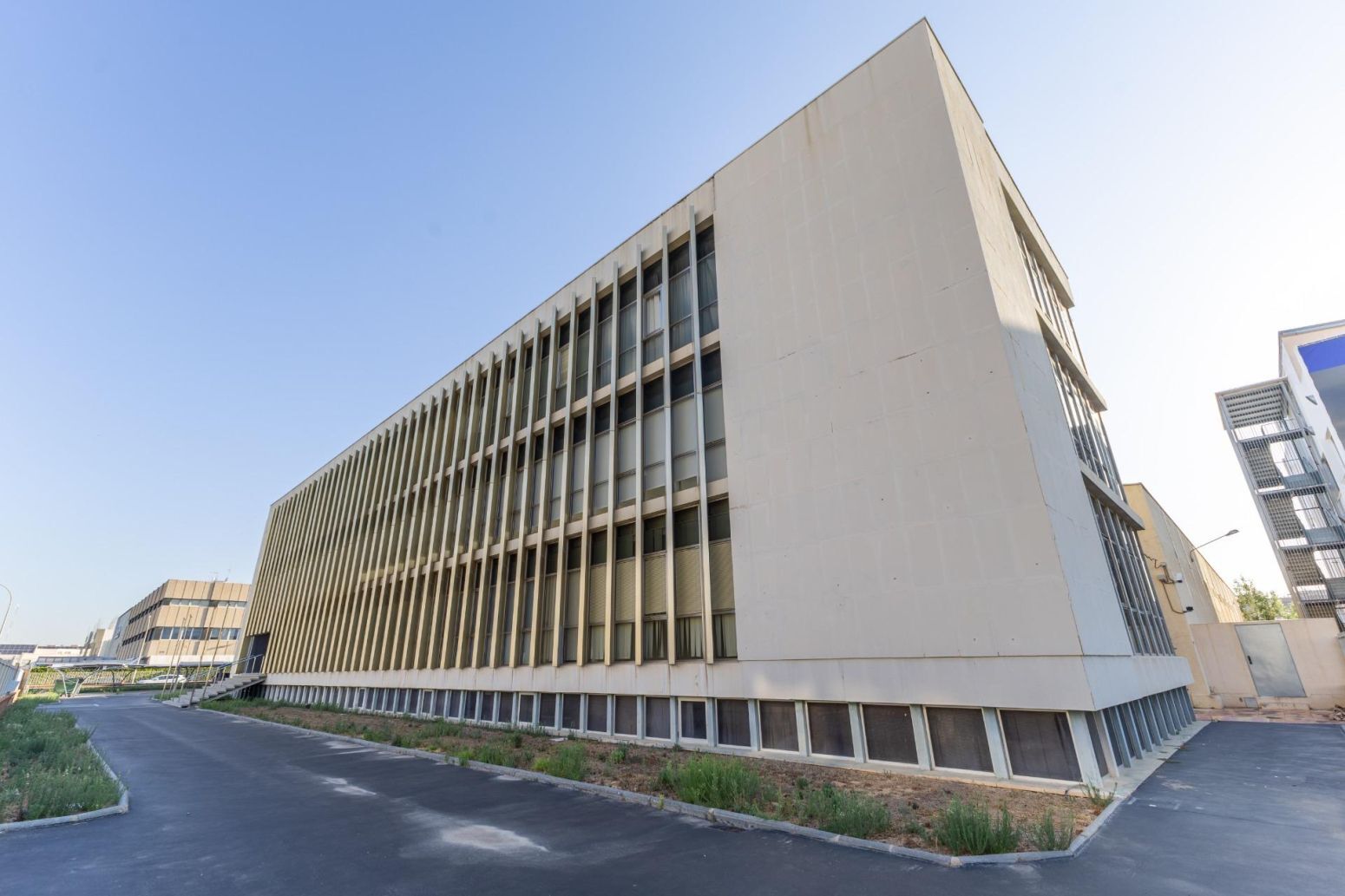 Oficinas-Venta-2411861