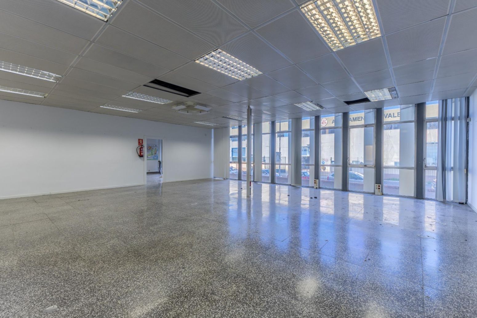Oficinas-Venta-Valencia-2411861-Foto-13