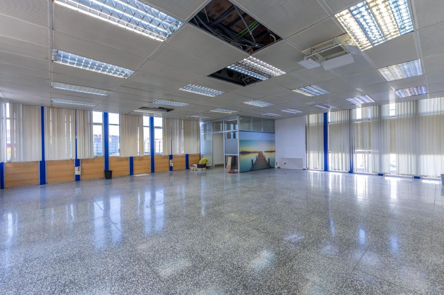 Oficinas-Venta-Valencia-2411861-Foto-18