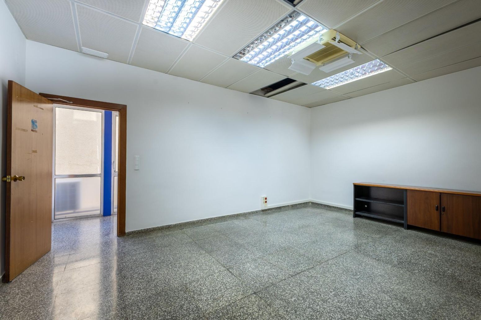 Oficinas-Venta-Valencia-2411861-Foto-20