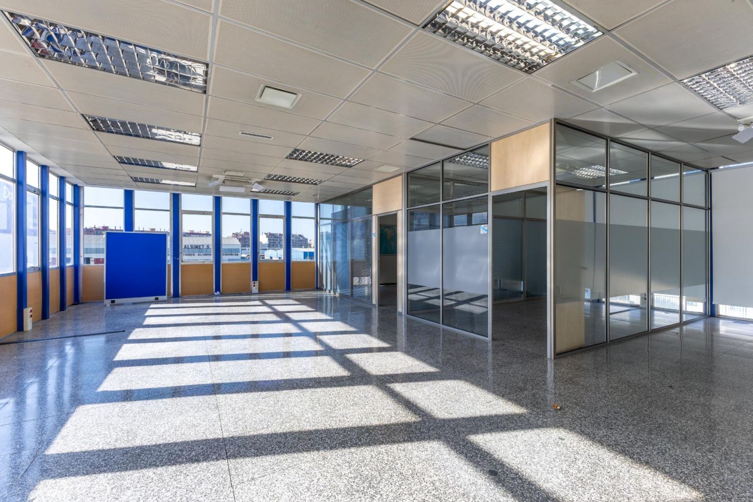 Oficinas-Venta-Valencia-2411861-Foto-37