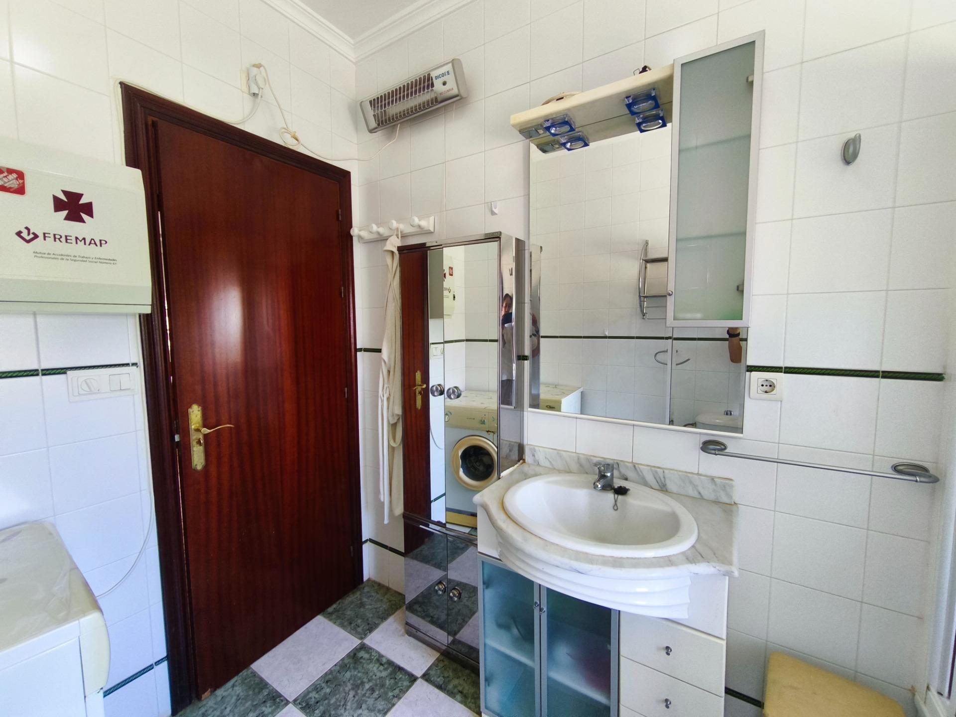Casas o chalets-Venta-Chiclana de la Frontera-2411924-Foto-18