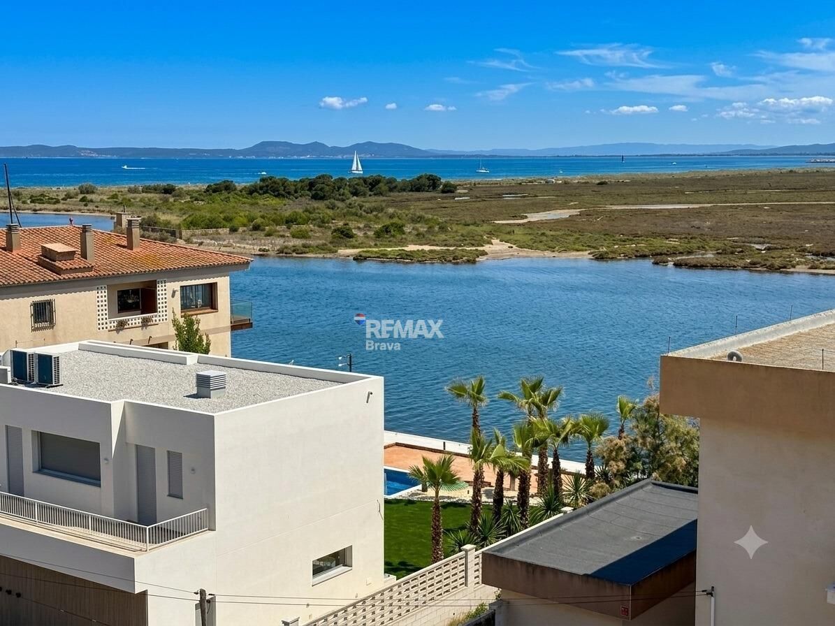 Piso en venta, Roses, Girona, Girona