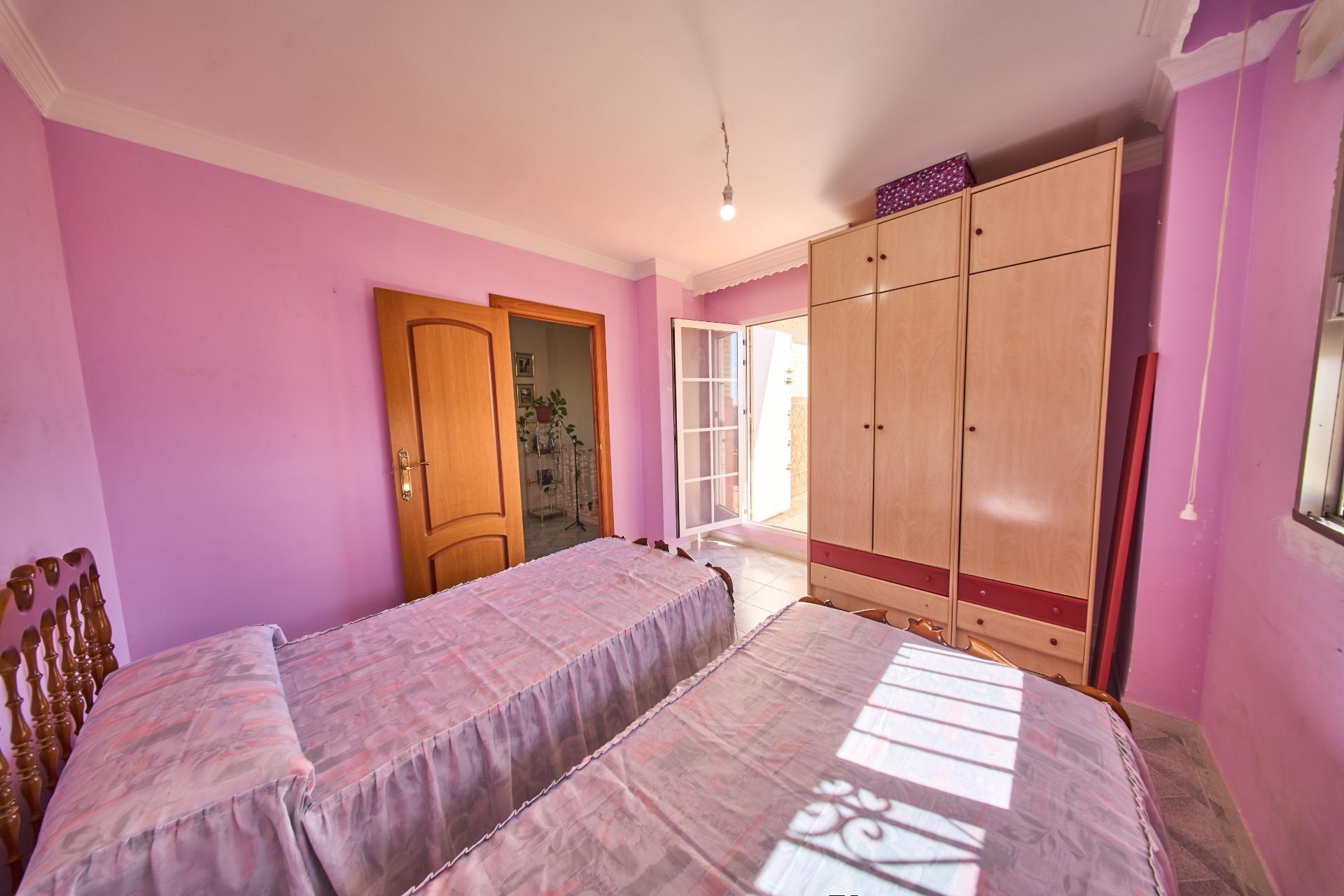 Casa en venta en calle Parrizal, Nivar 12/44