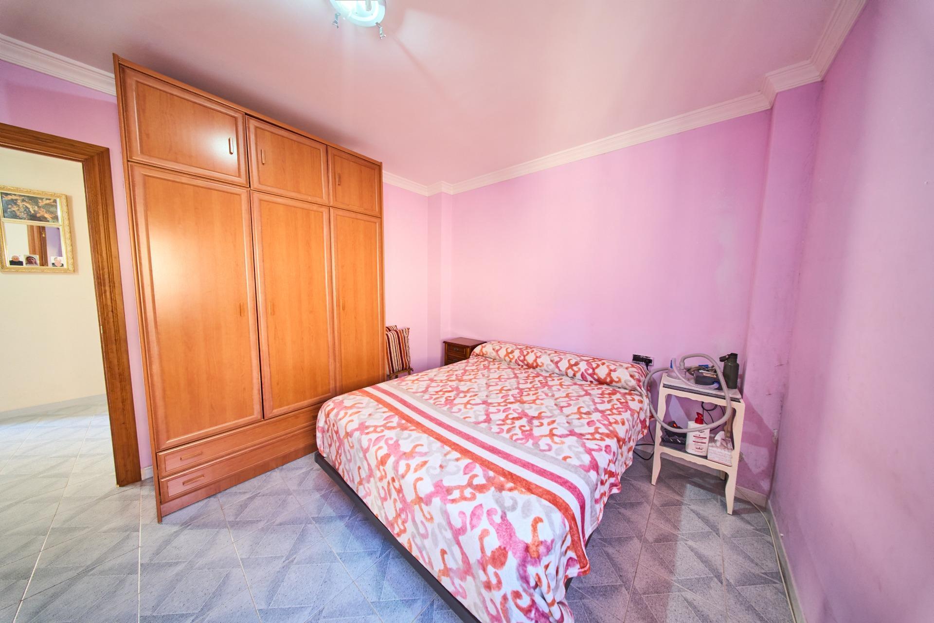 Casa en venta en calle Parrizal, Nivar 28/44