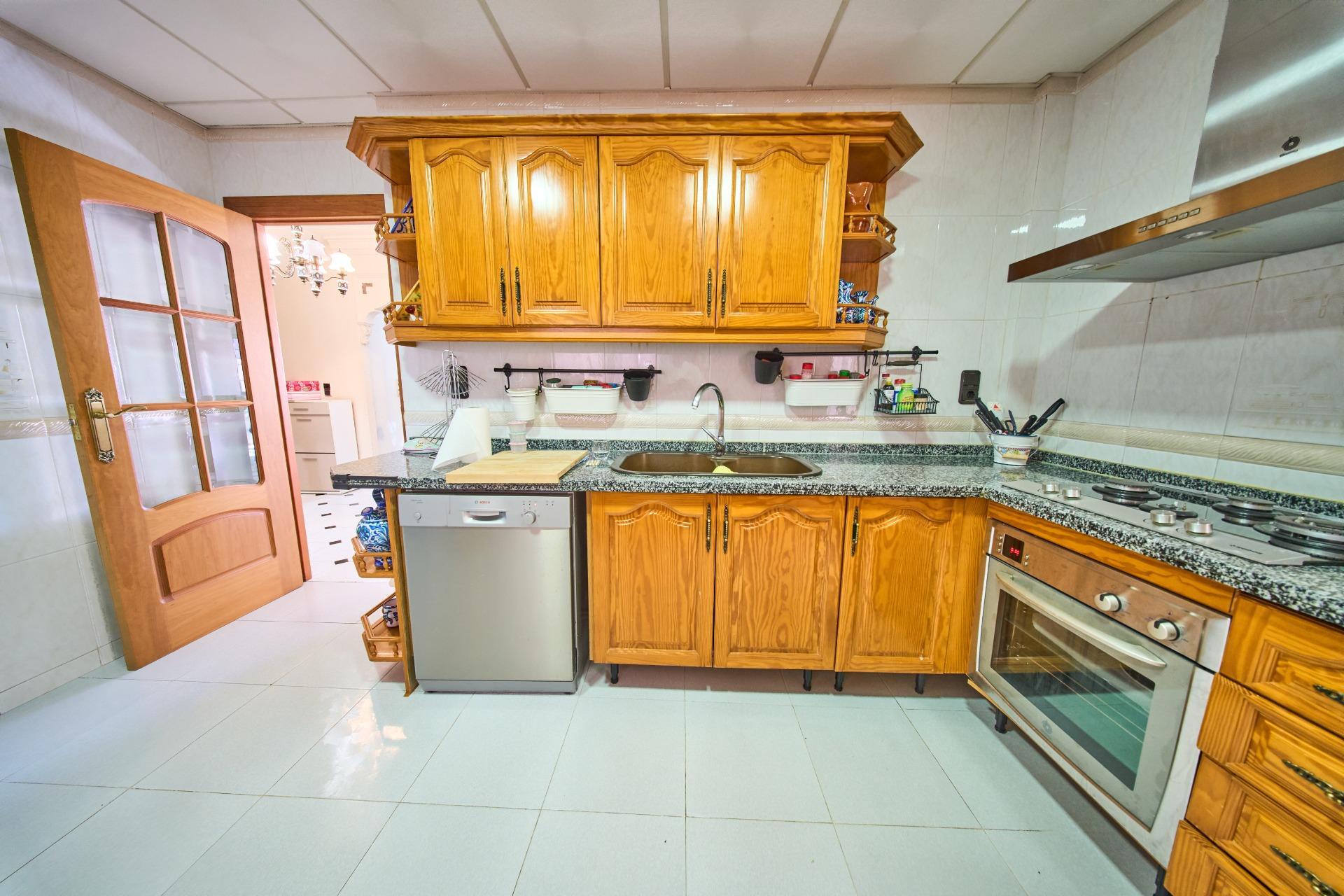 Casa en venta en calle Parrizal, Nivar 36/44