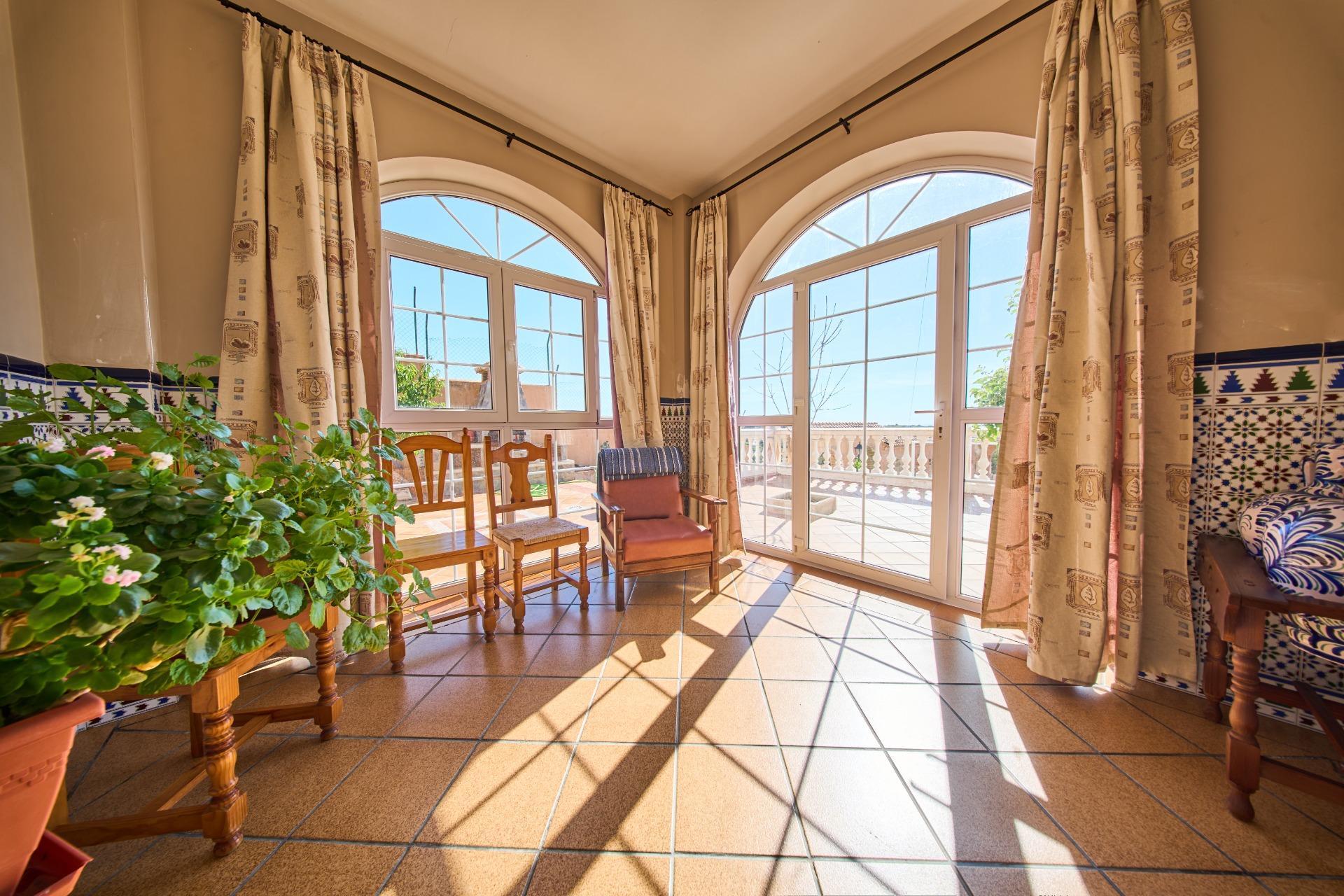 Casa en venta en calle Parrizal, Nivar 40/44