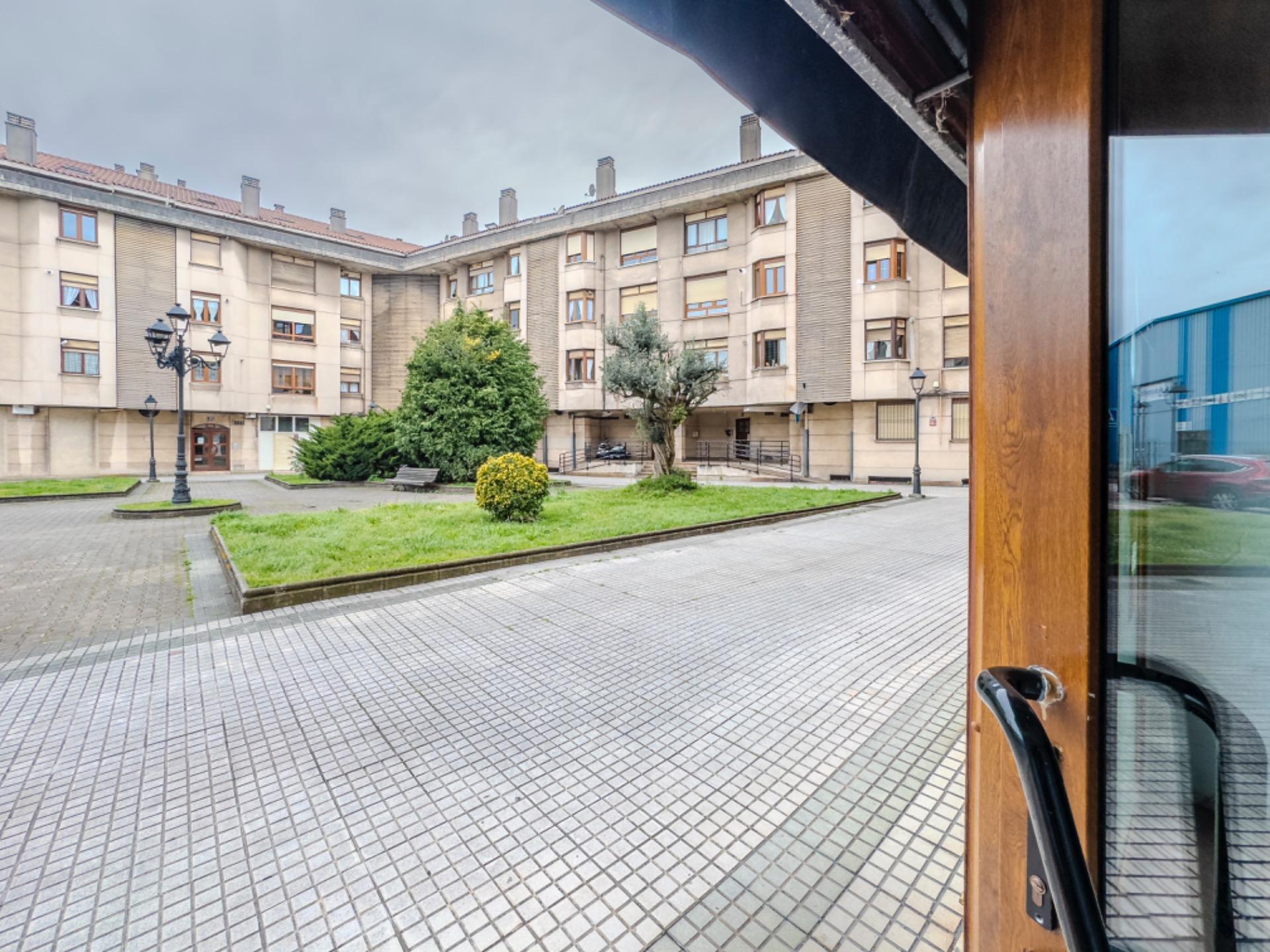 Local Comercial en venta, Camargo, Cantabria, Cantabria