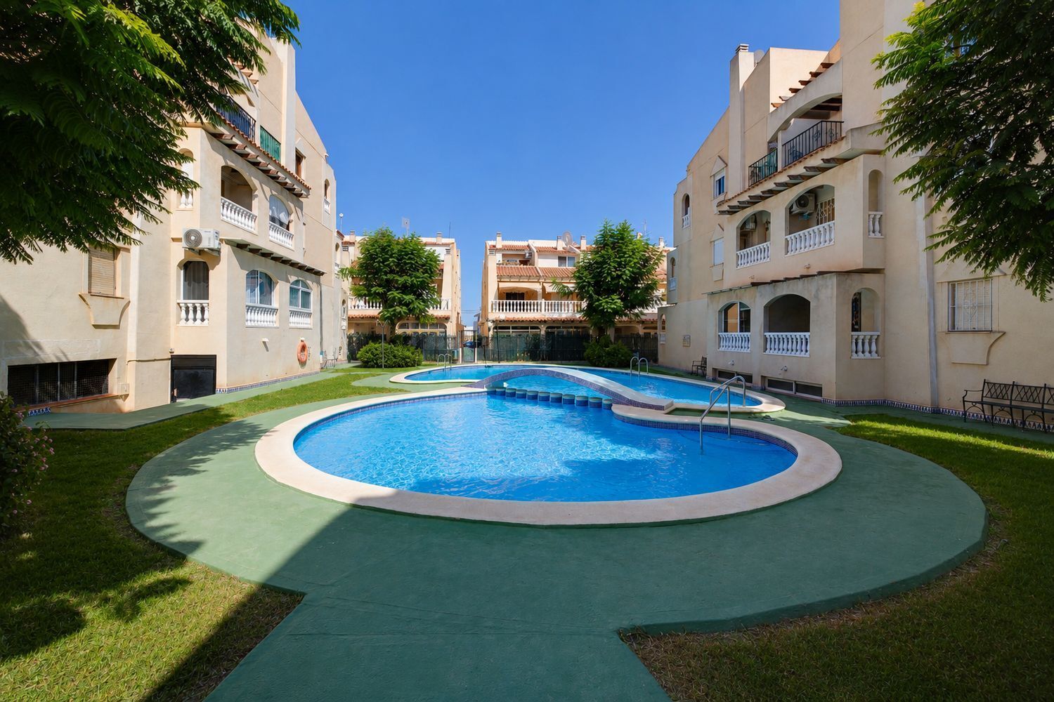 Chalet adosado en venta, Centro, Torrevieja