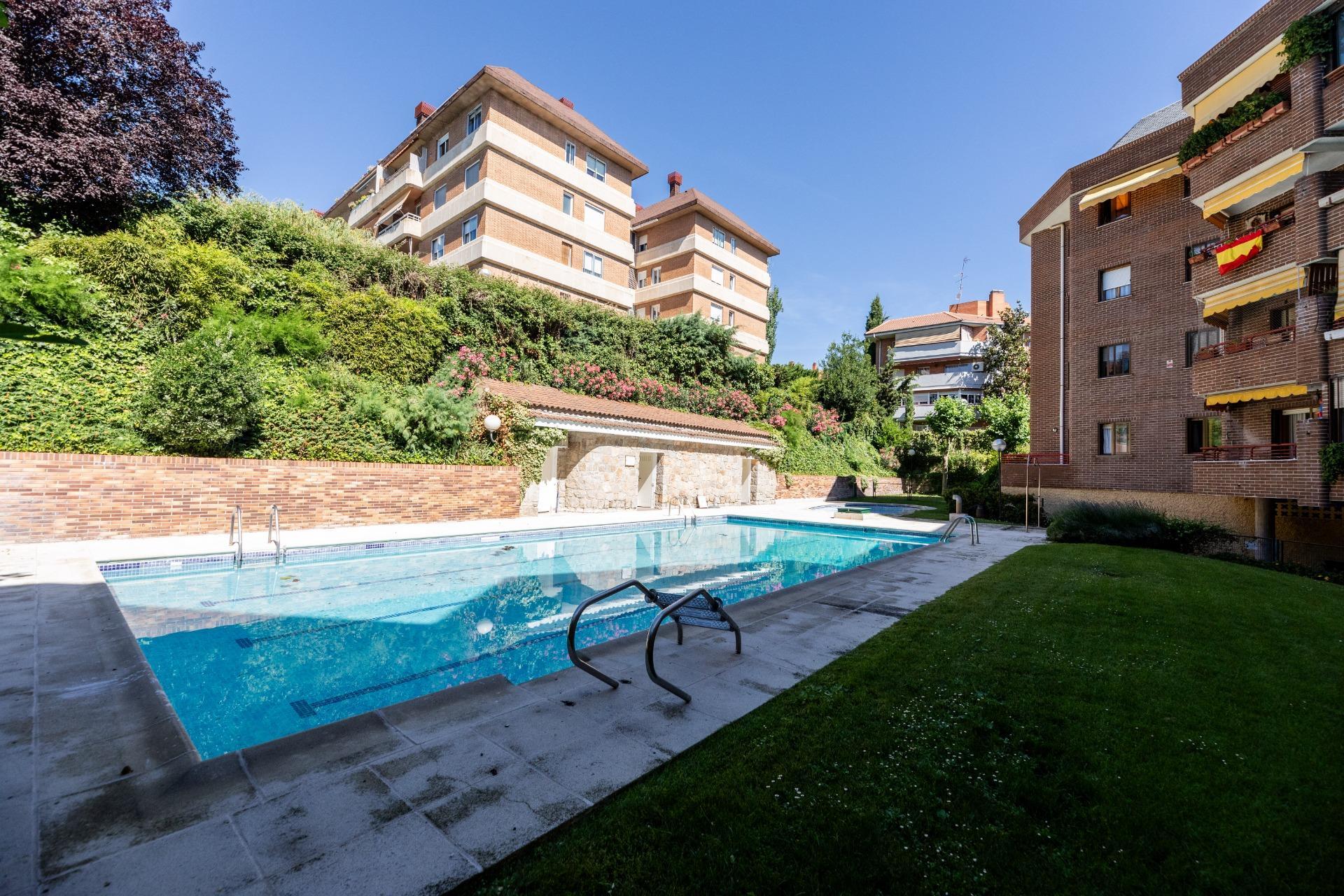 Piso en venta  calle ESPAÑA, Majadahonda  1/1