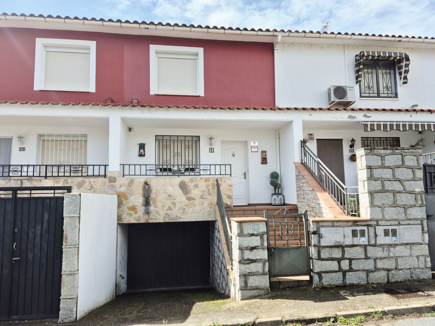 Chalet adosado en venta, Navaluenga, Ávila