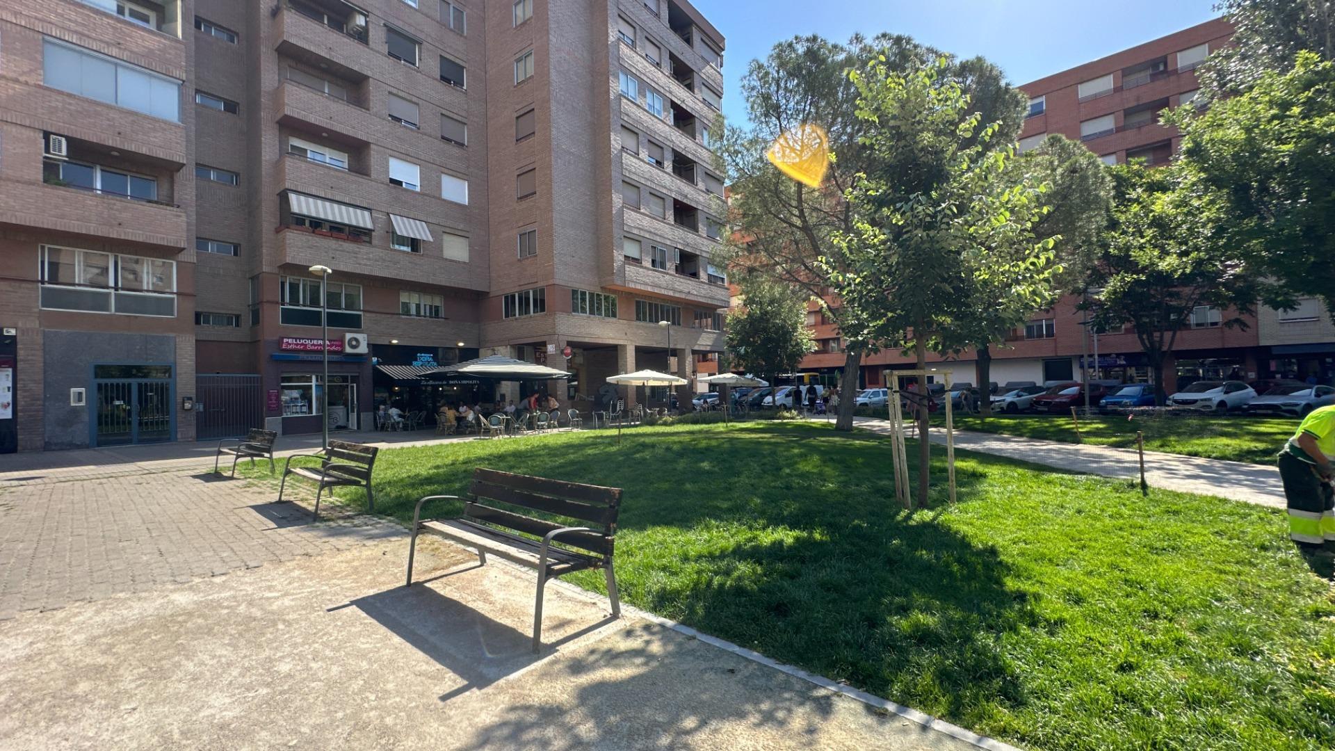 Negocios-Venta-Zaragoza-2416007-Foto-22