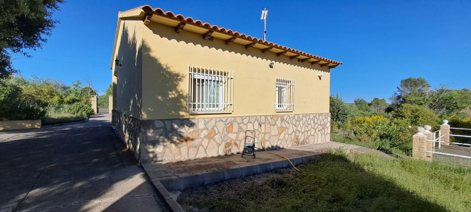 Casa en venta  Calle del manzano, Villar de Cañas  1/30