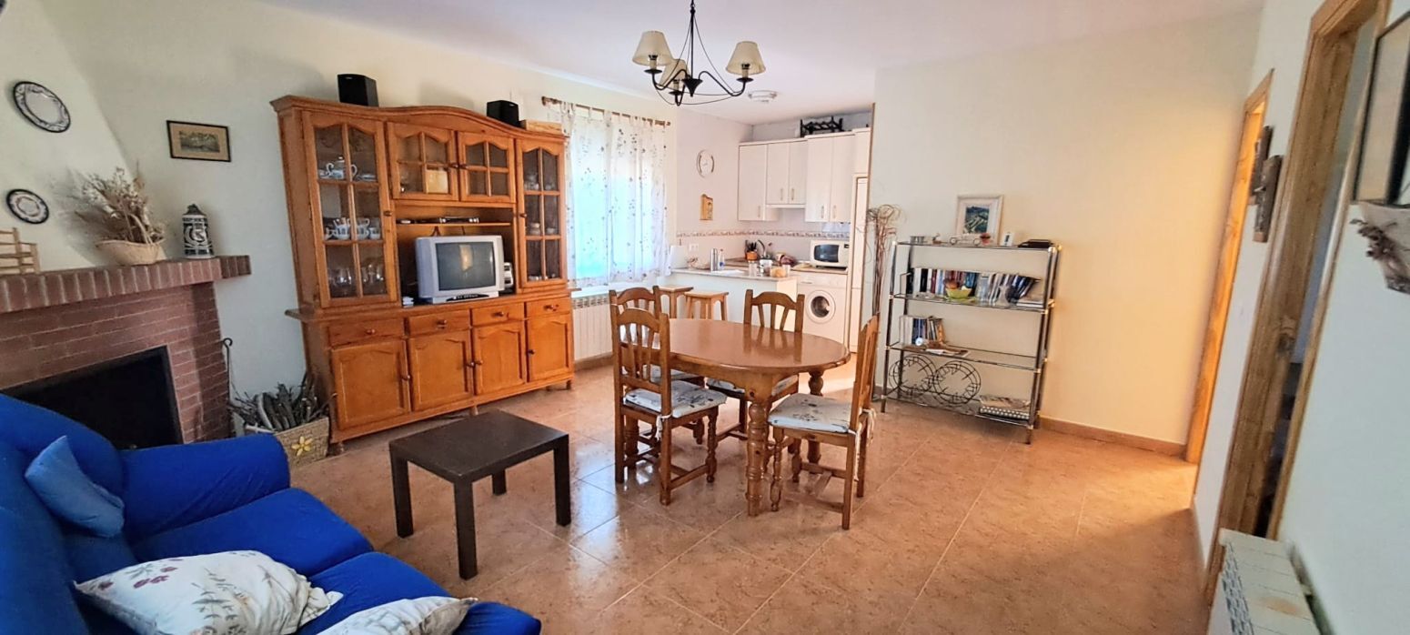 Casa en venta  Calle del manzano, Villar de Cañas  7/30