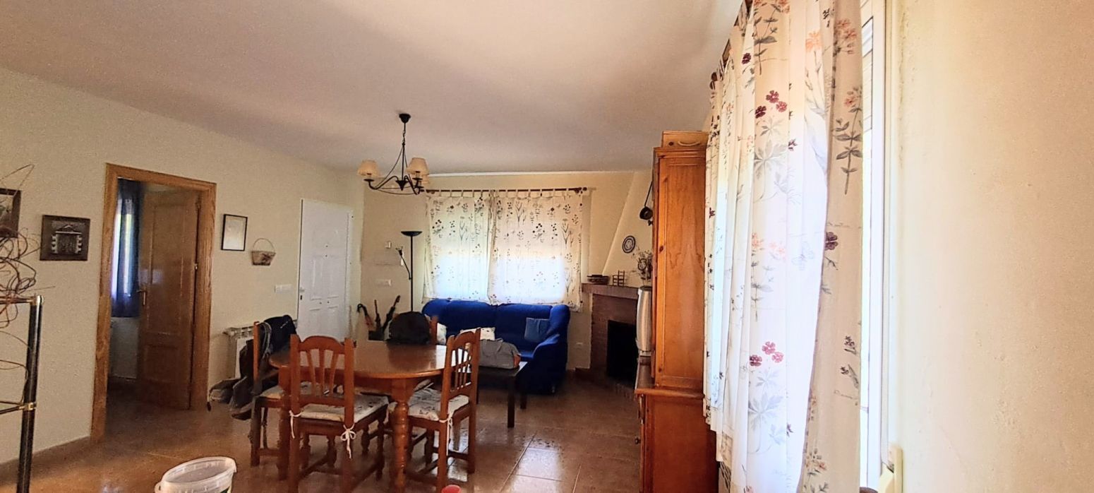 Casa en venta  Calle del manzano, Villar de Cañas  9/30