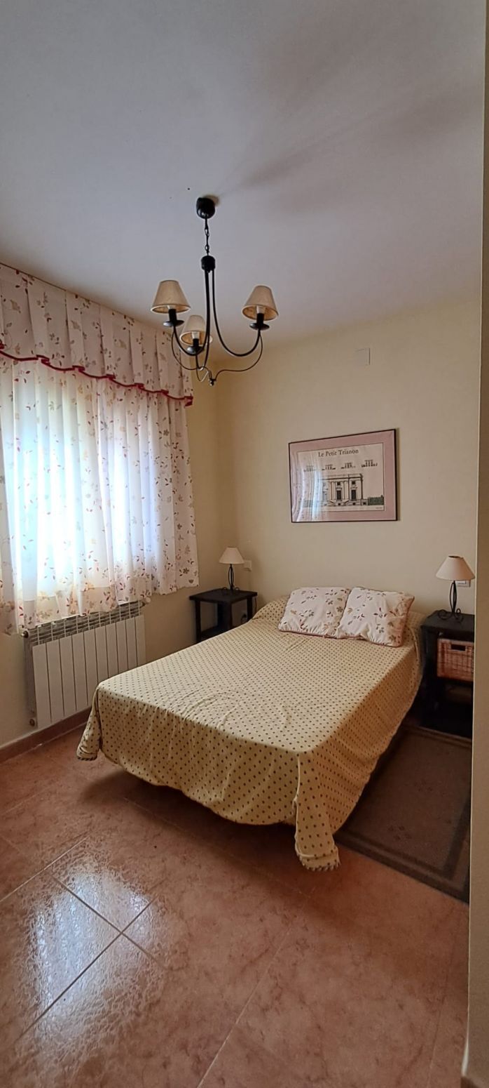 Casa en venta  Calle del manzano, Villar de Cañas  11/30