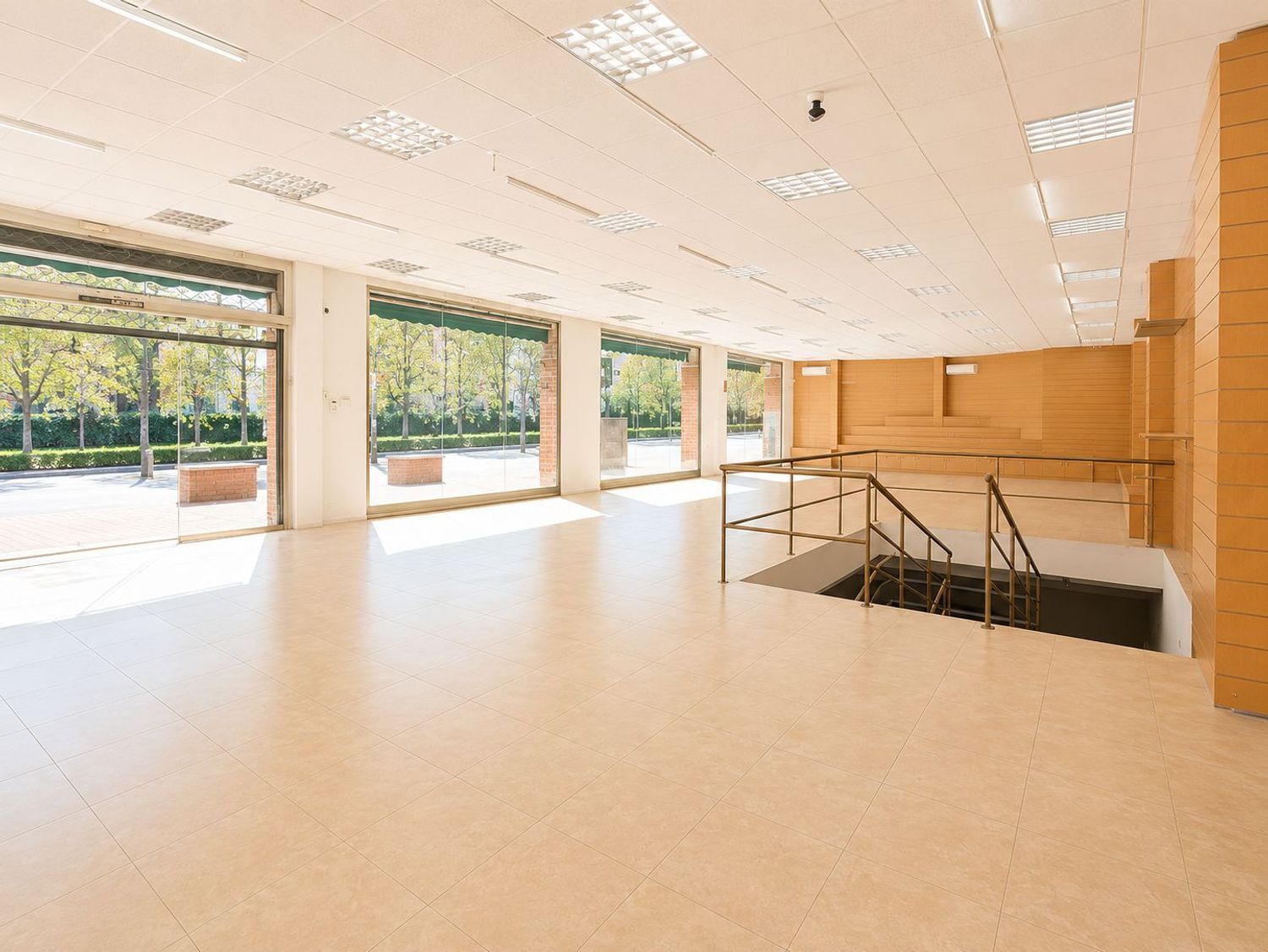 Local Comercial en venta, Boadilla del Monte, Madrid, Madrid