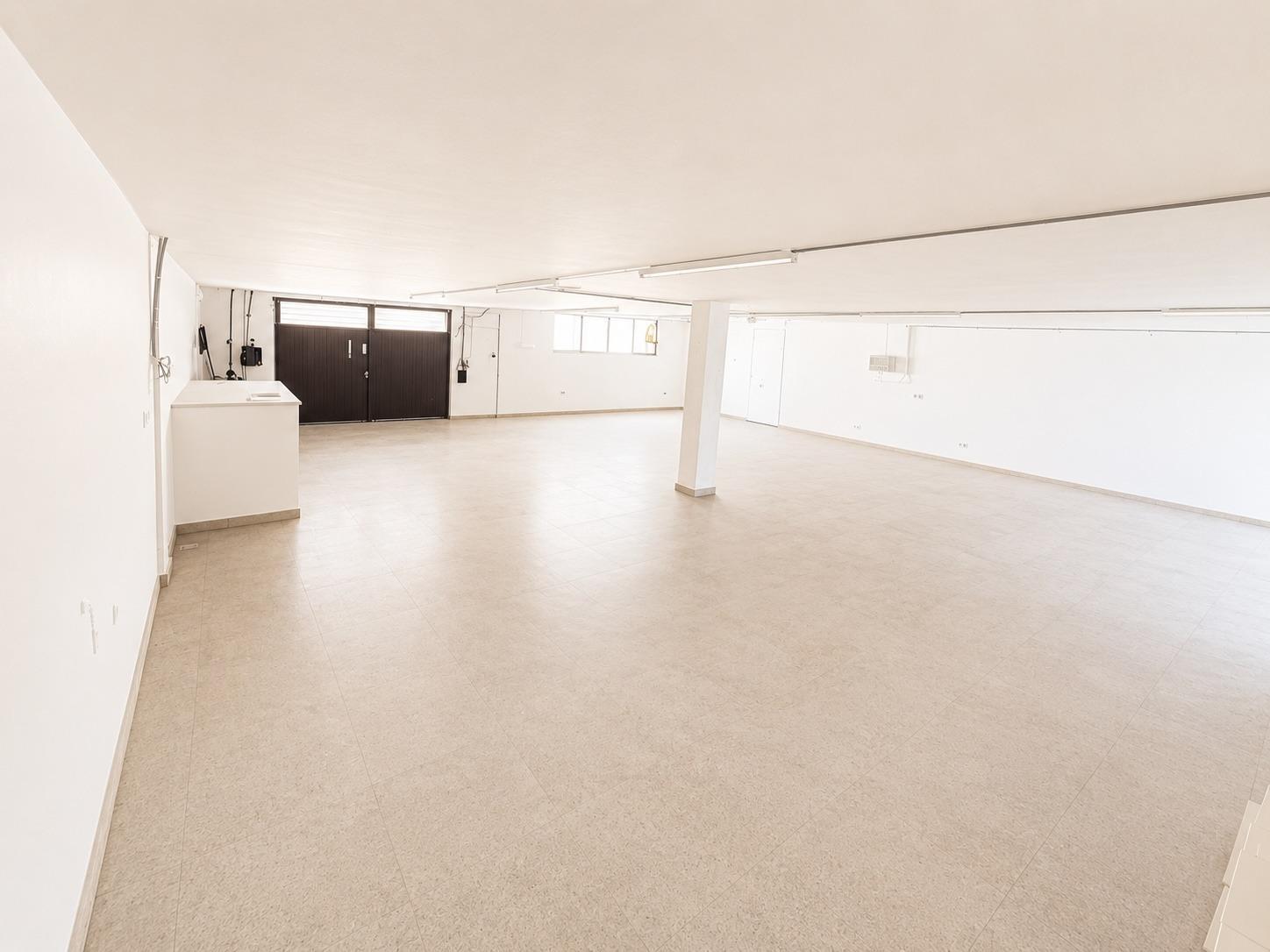 Naves-Venta-Almansa-2412203-Foto-10