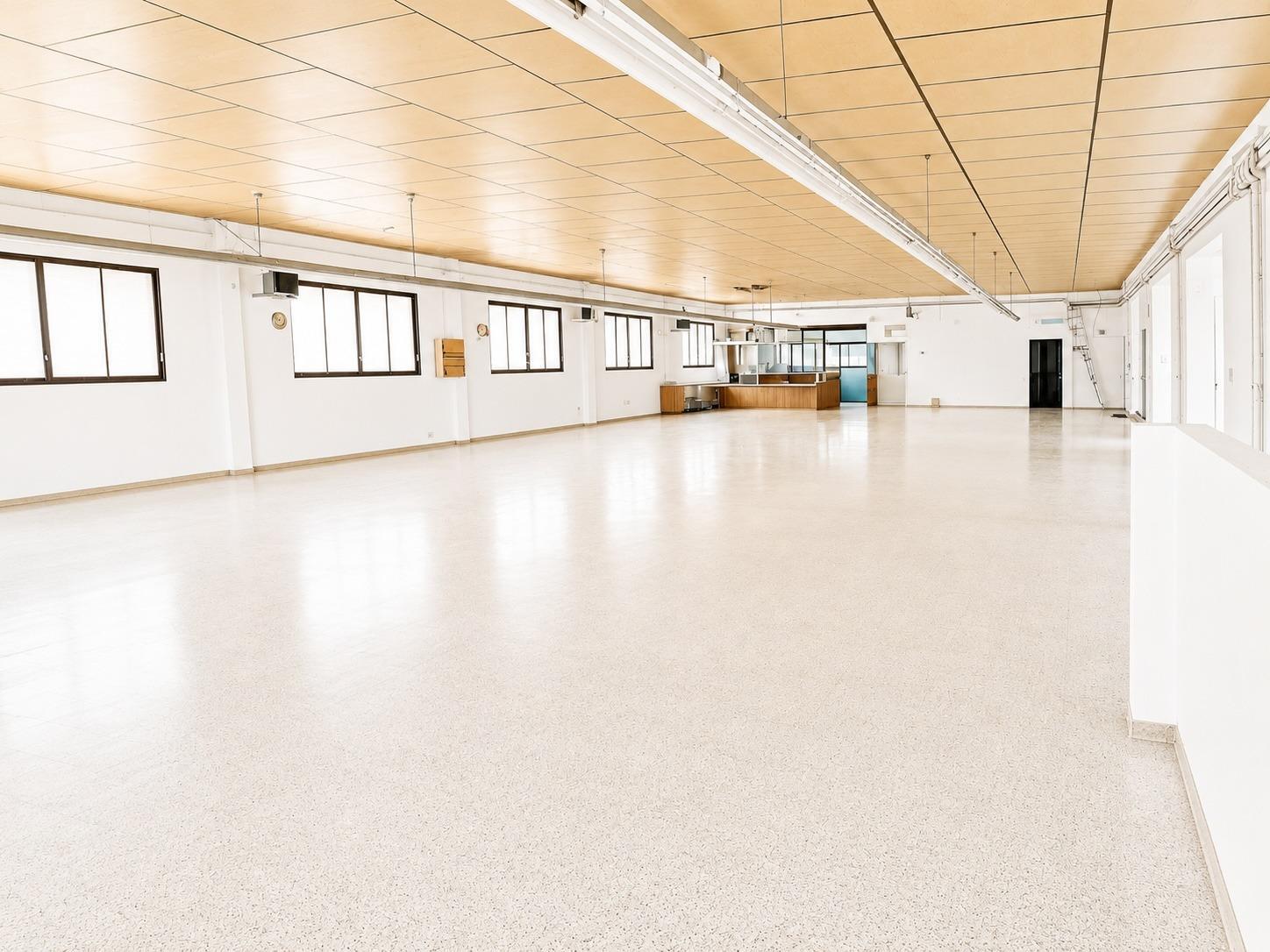 Naves-Venta-Almansa-2412203-Foto-12