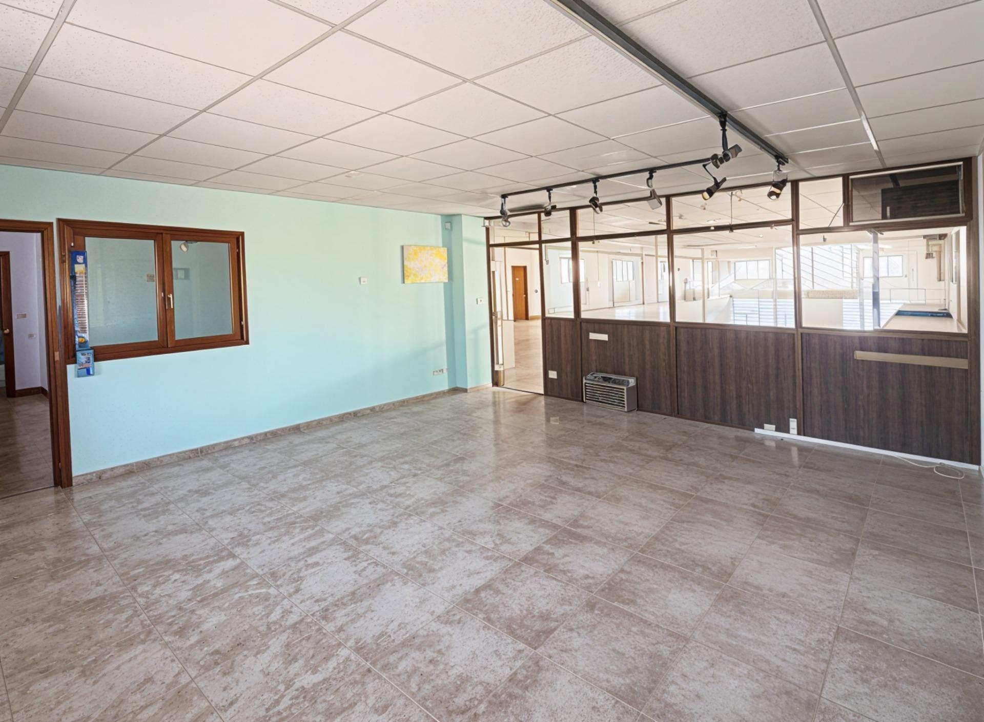 Naves-Venta-Almansa-2412203-Foto-20