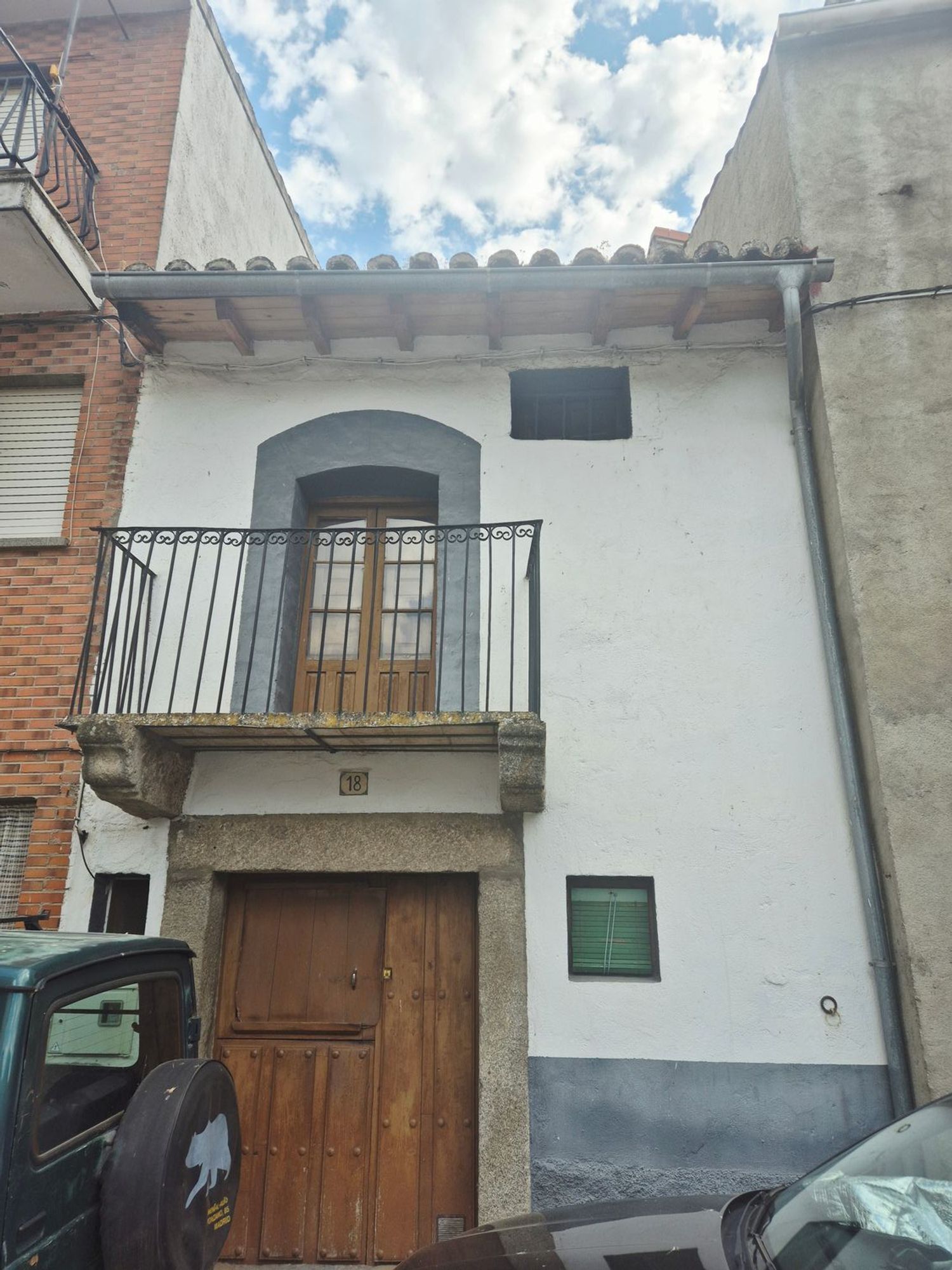 Chalet adosado en venta, Navaluenga, Ávila