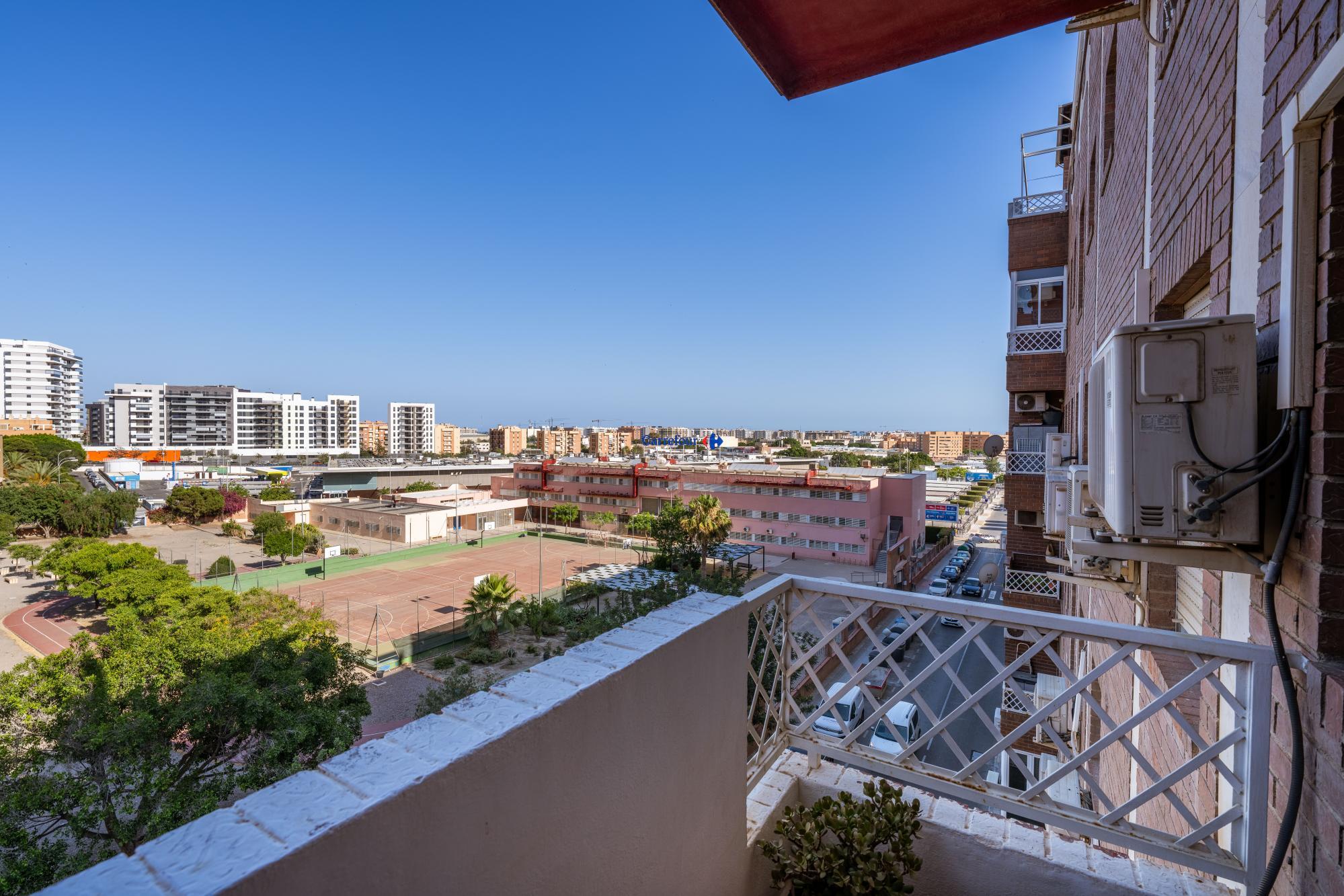 Pisos-Venta-AlmerÃ­a-2412122-Foto-2
