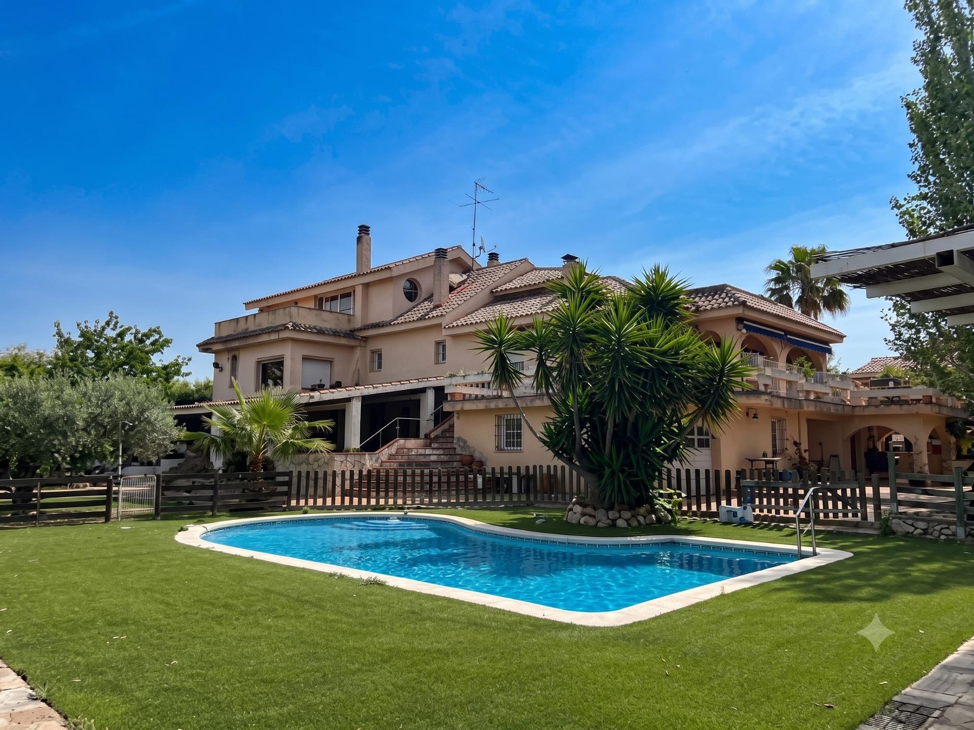 Chalet individual en venta, Esparreguera, Barcelona, Barcelona