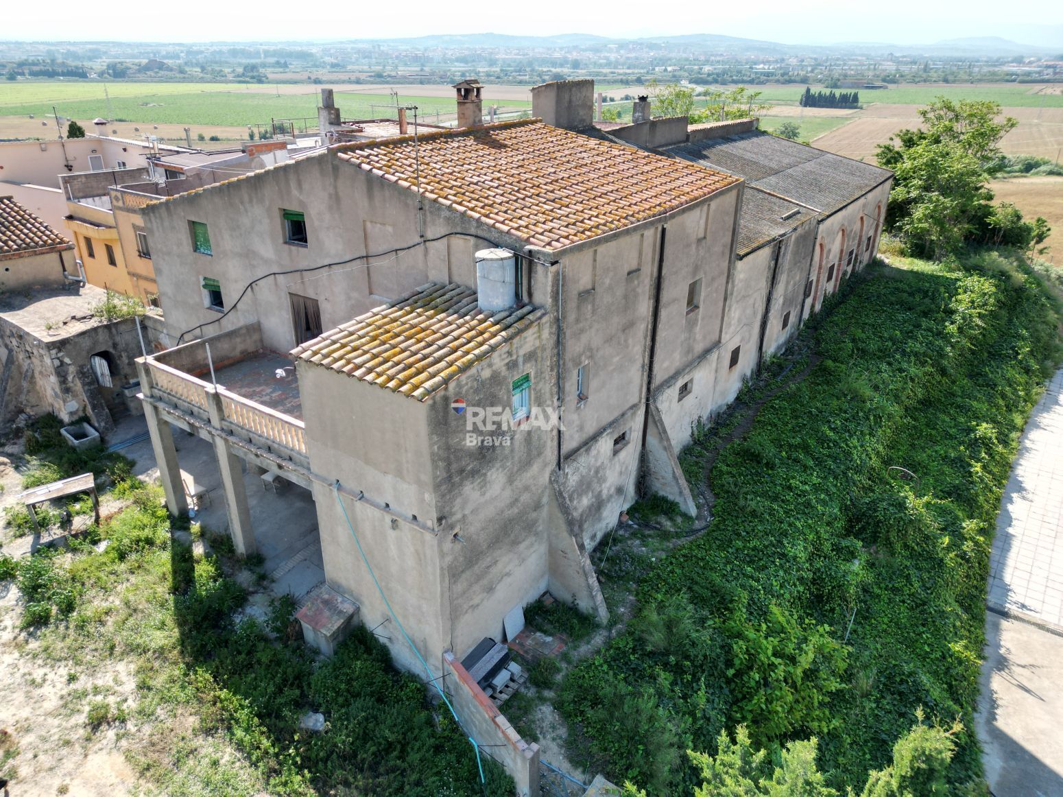 Casa en venta  calle CL SANT MARTI, El Far d'Emporda  10/20