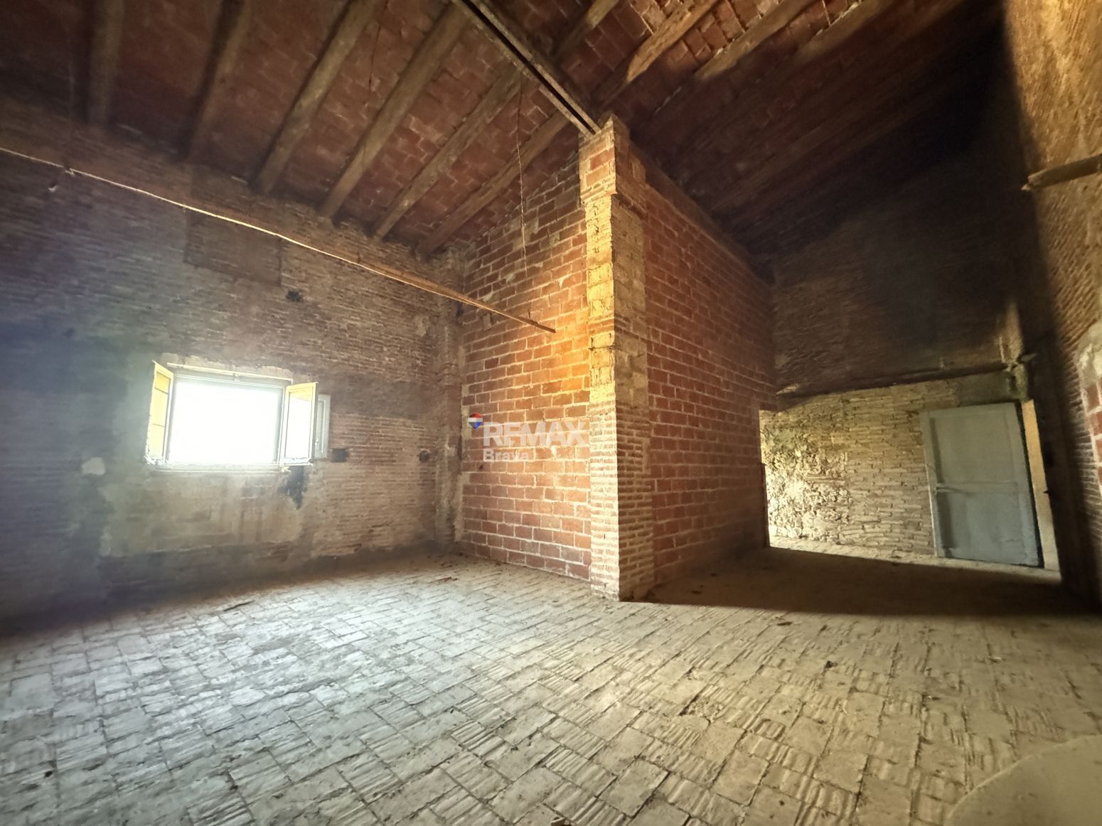 Casa en venta  calle CL SANT MARTI, El Far d'Emporda  20/20