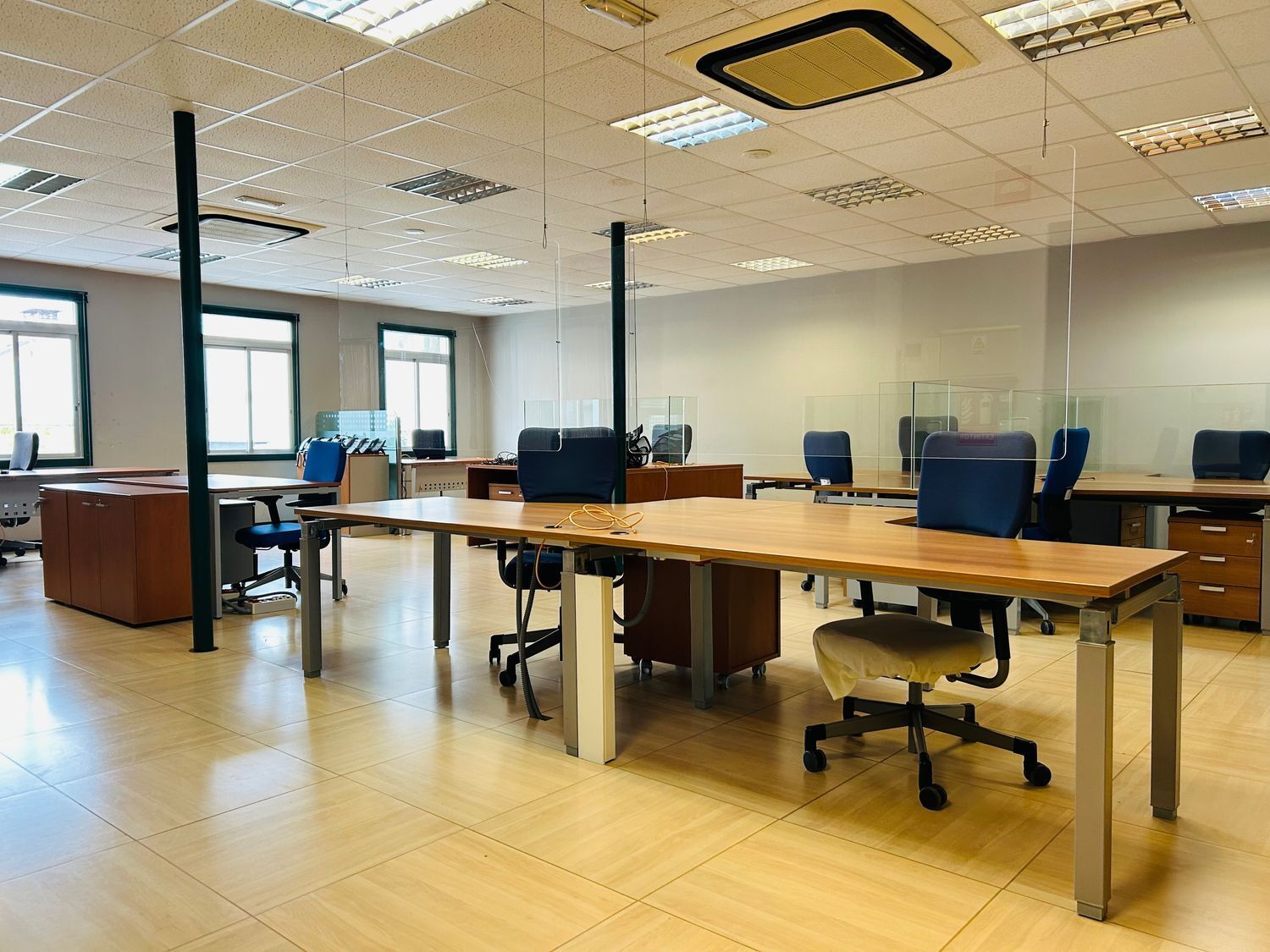 Oficina en alquiler  A Coruña  4/31