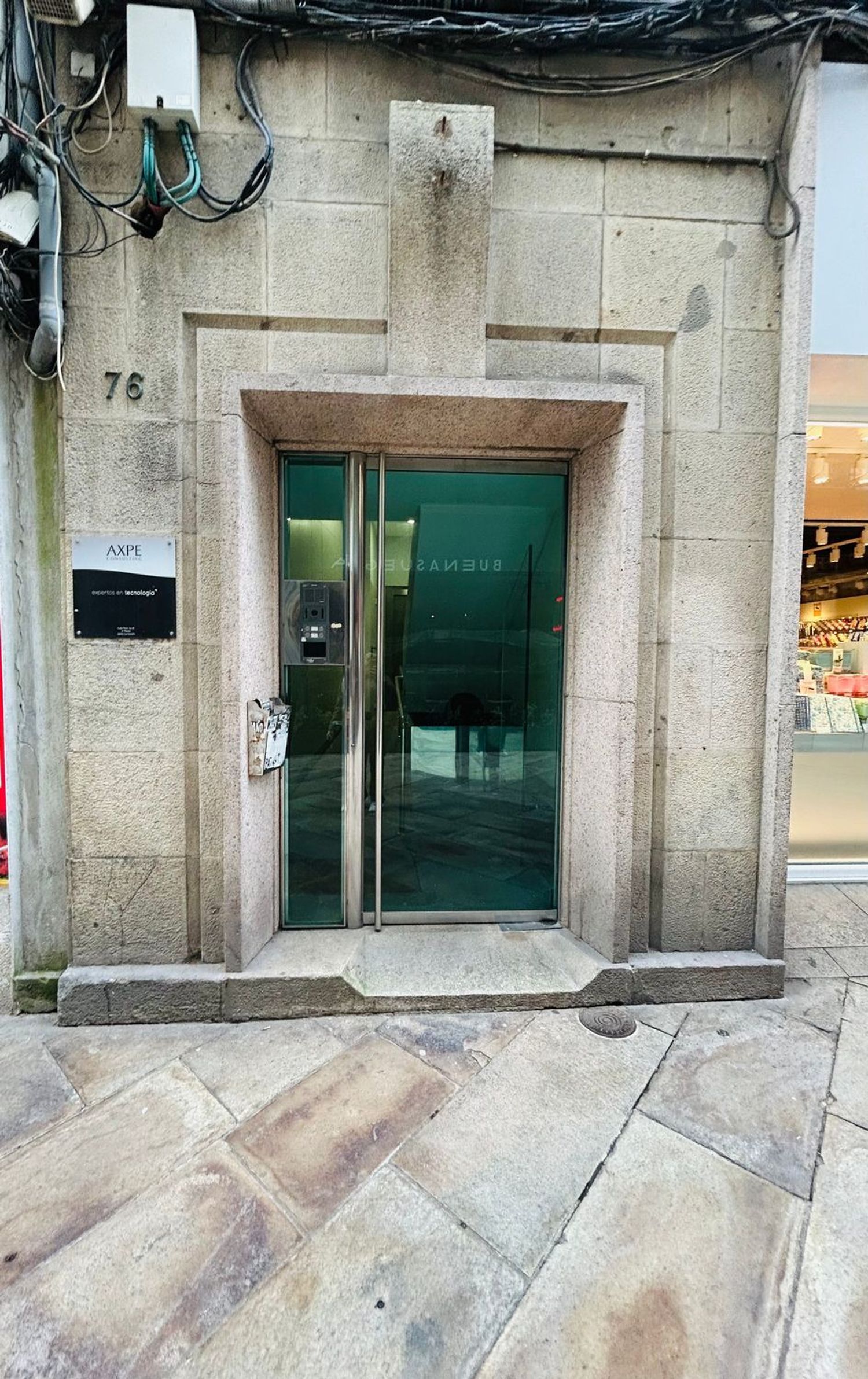 Oficina en alquiler  A Coruña  31/31