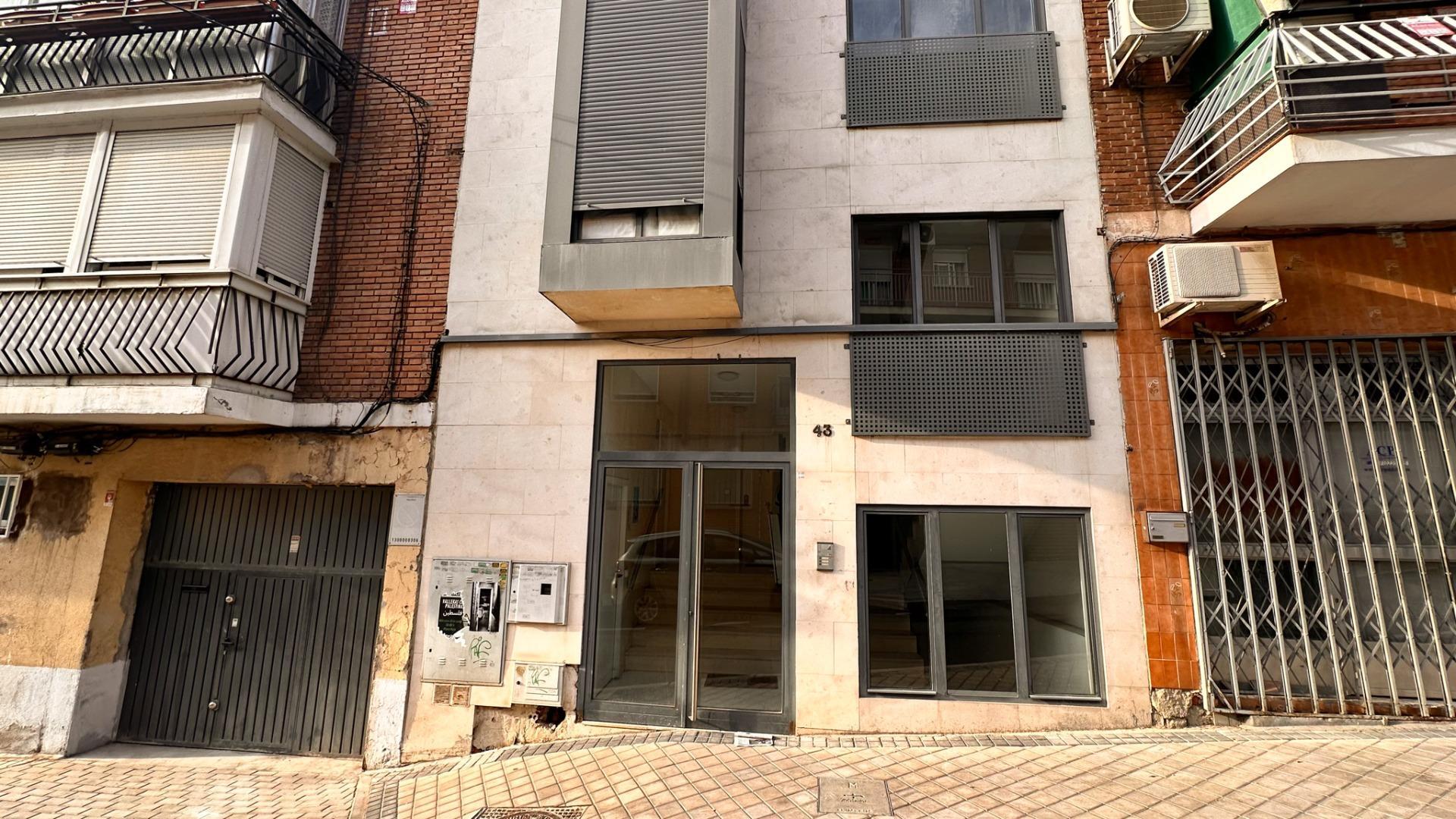 Edificio en venta, Puente de Vallecas - Numancia, Madrid, Madrid