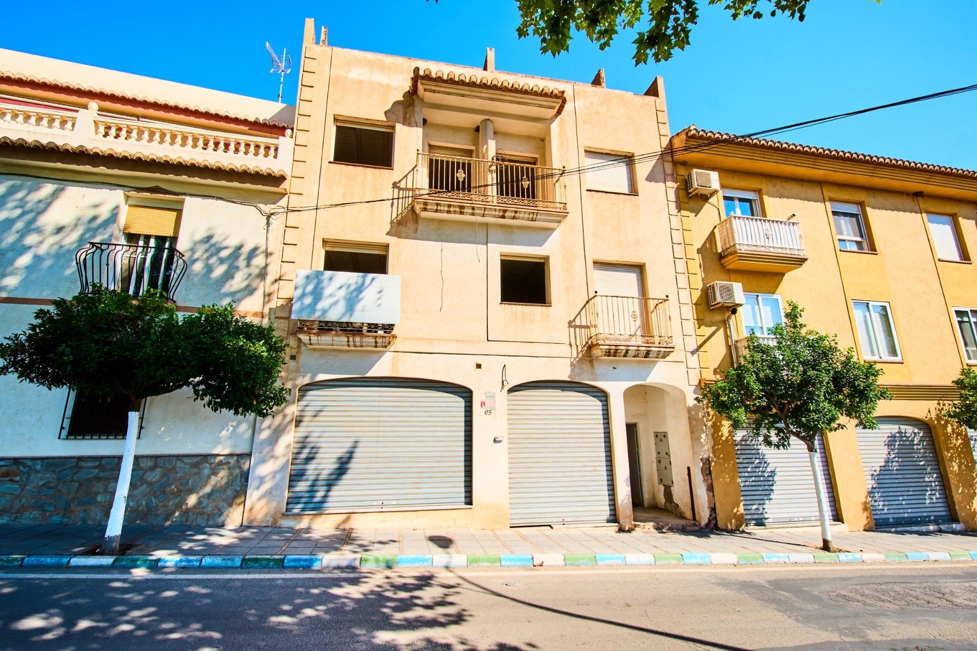 Edificio en venta, LanjarÃ³n, Granada, Granada