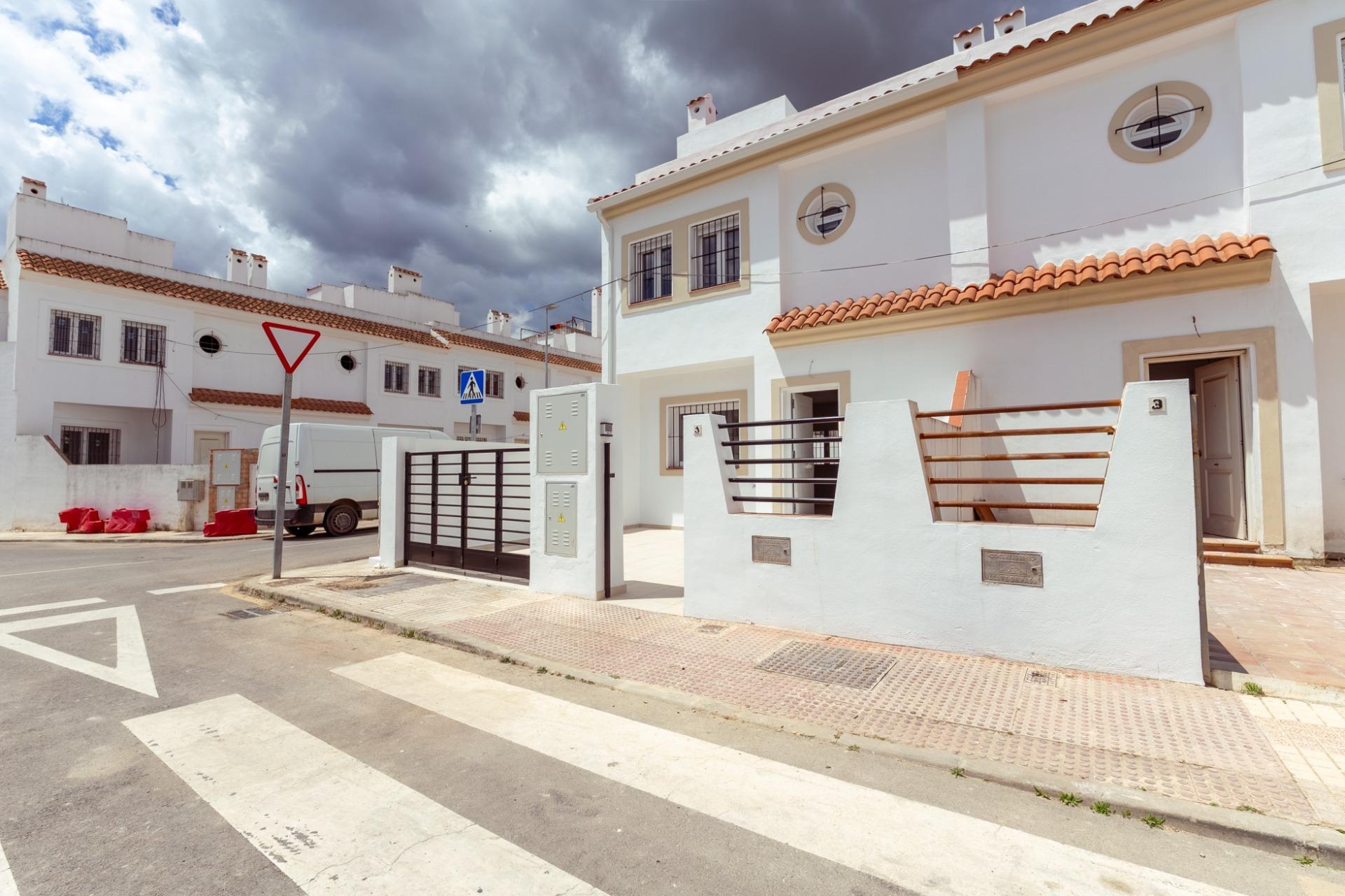 Chalet adosado en venta, Campillos, Málaga