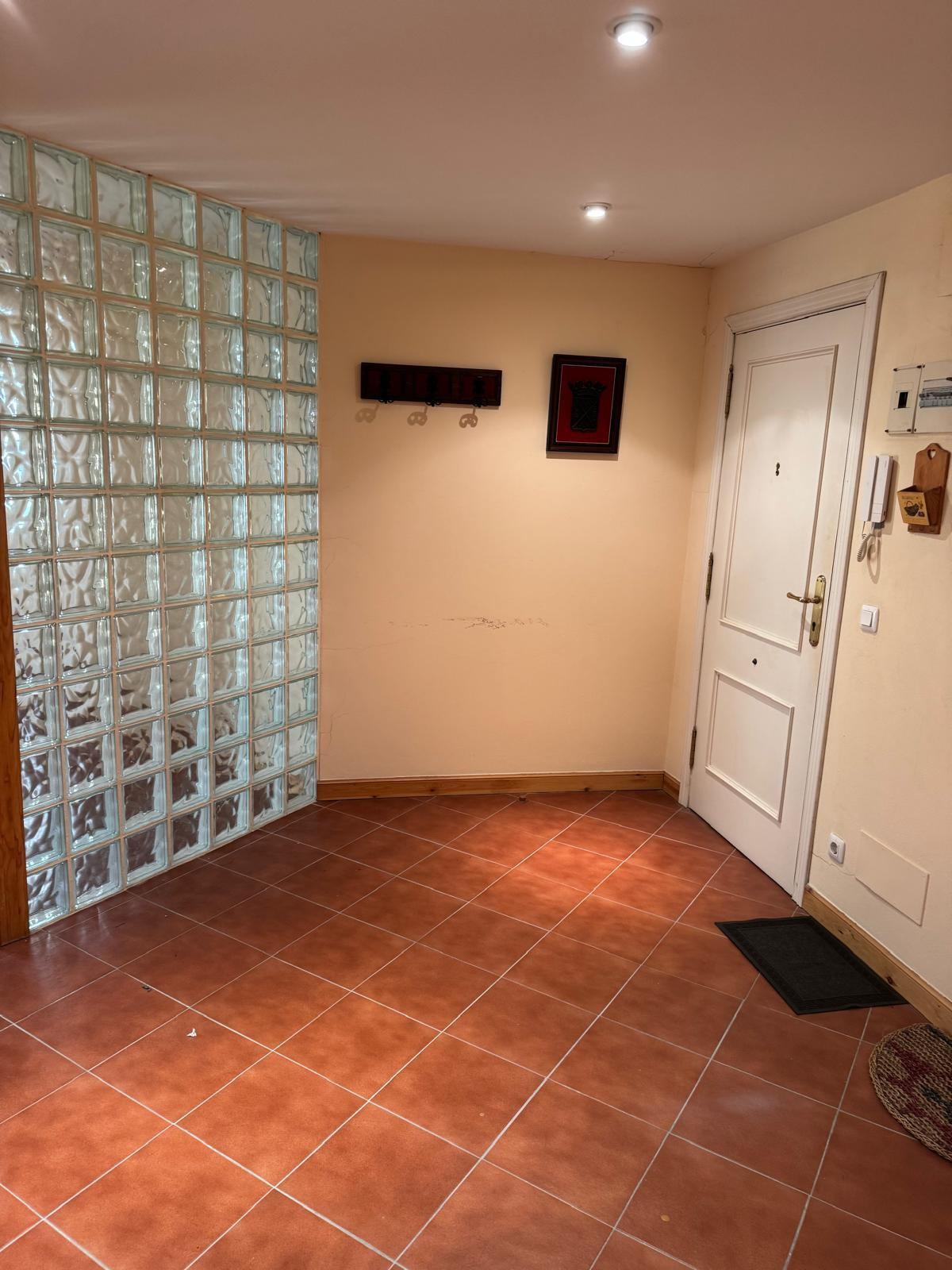 Negocios-Venta-Torrelavega-2412800-Foto-4