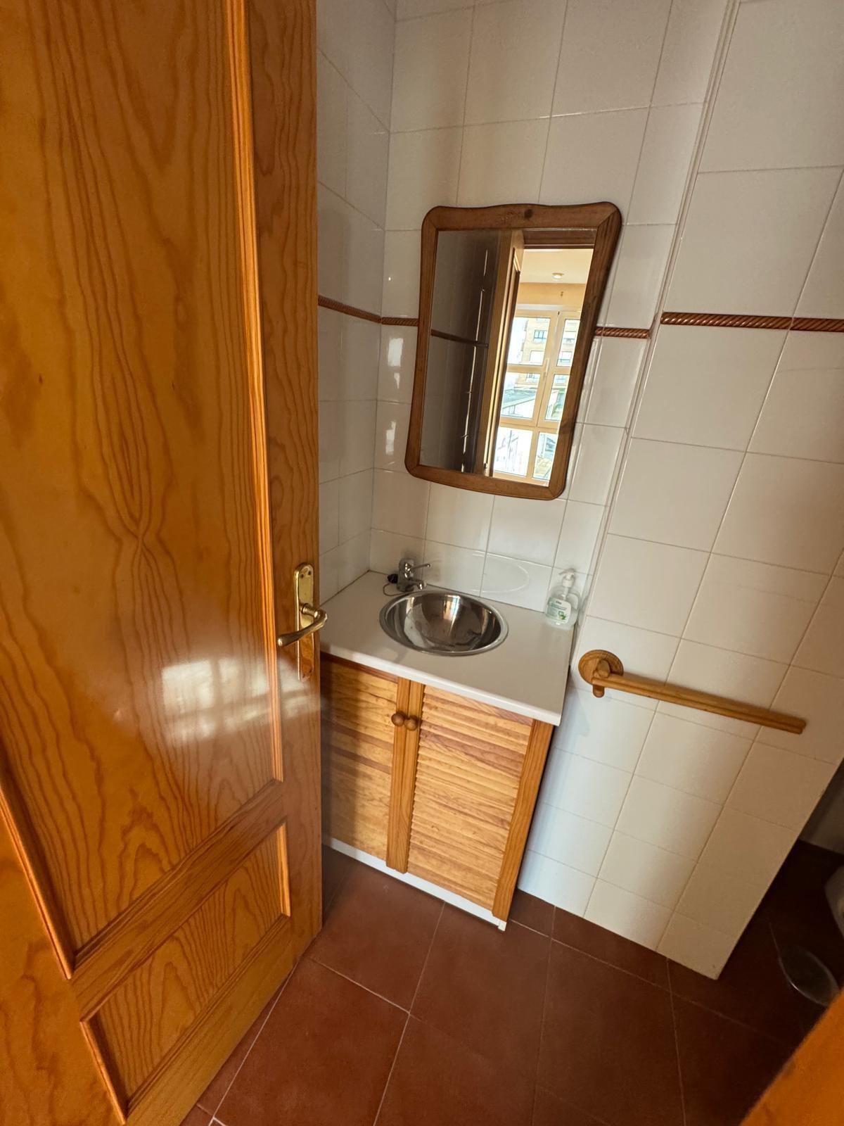 Negocios-Venta-Torrelavega-2412800-Foto-12