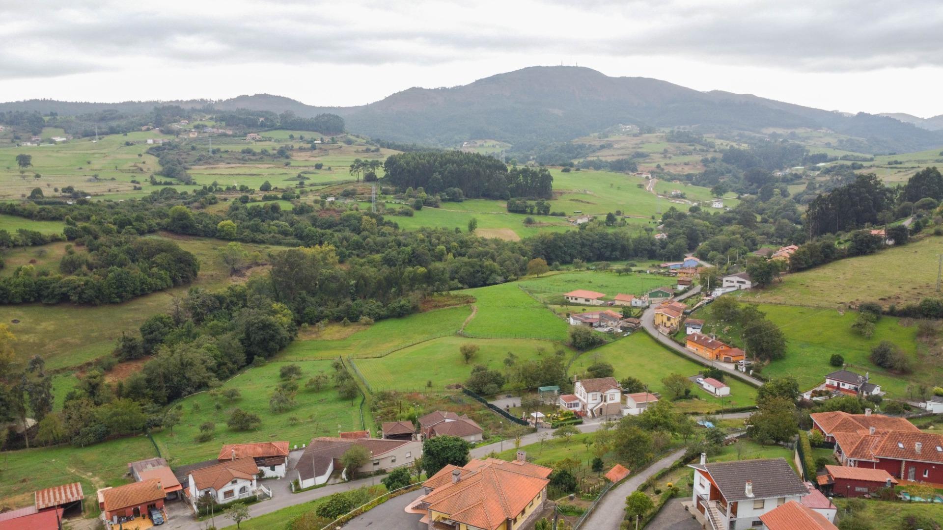 Terreno en venta en calle Suco, 4, Corvera de Asturias 26/31