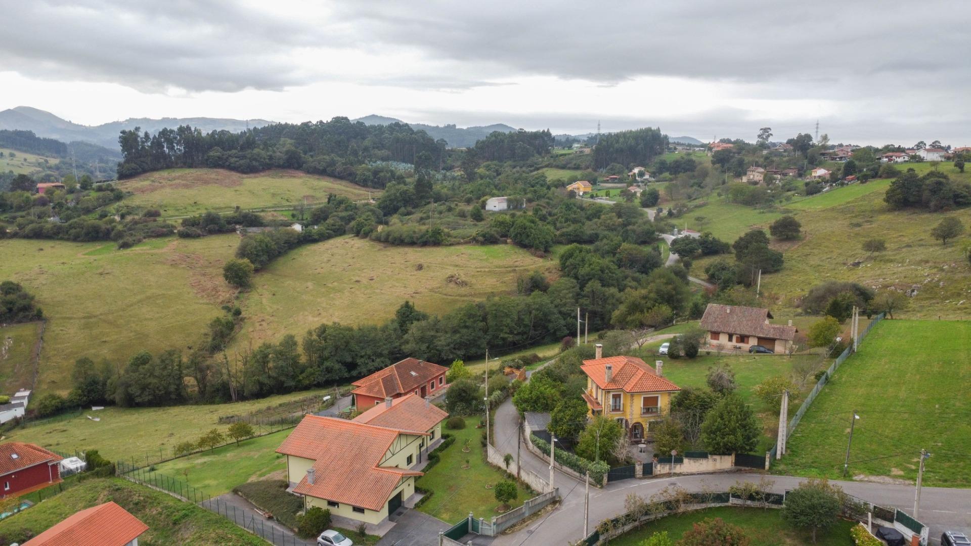 Terreno en venta en calle Suco, 4, Corvera de Asturias 29/31