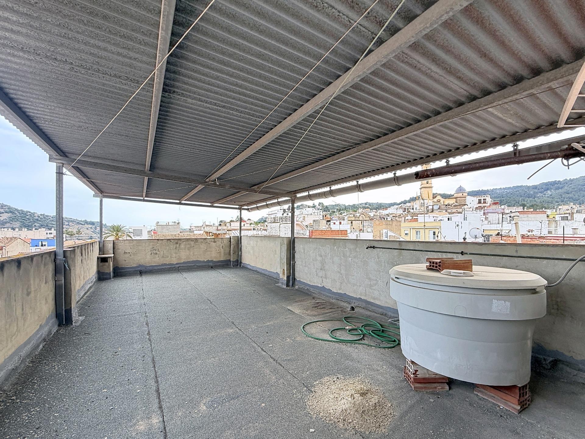 Casa en venta  calle RAMON Y CAJAL, La Font d'En Carros  45/53