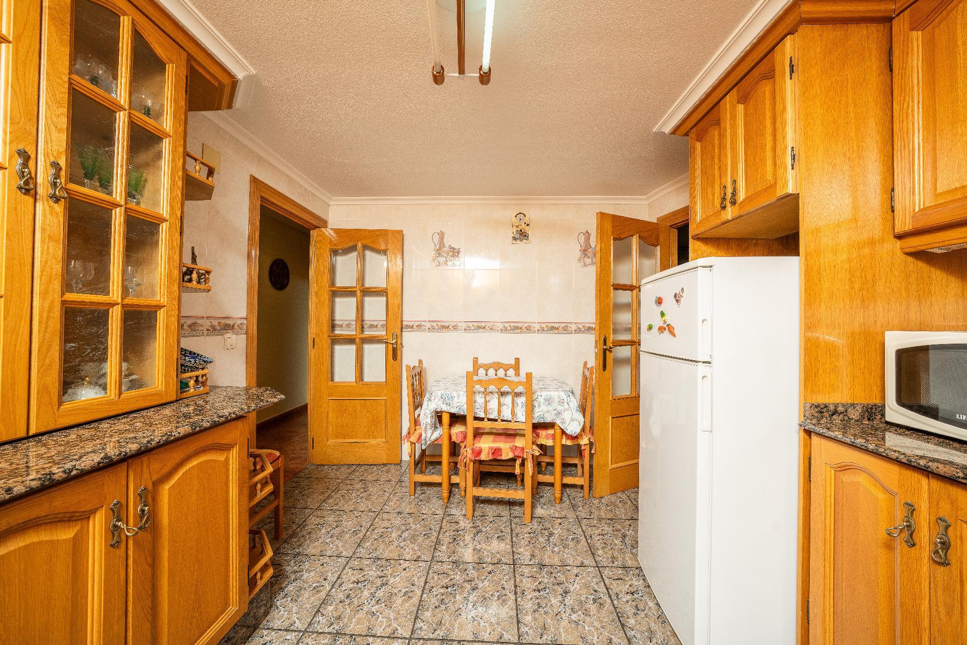 Pisos-Venta-Elche-2412422-Foto-12