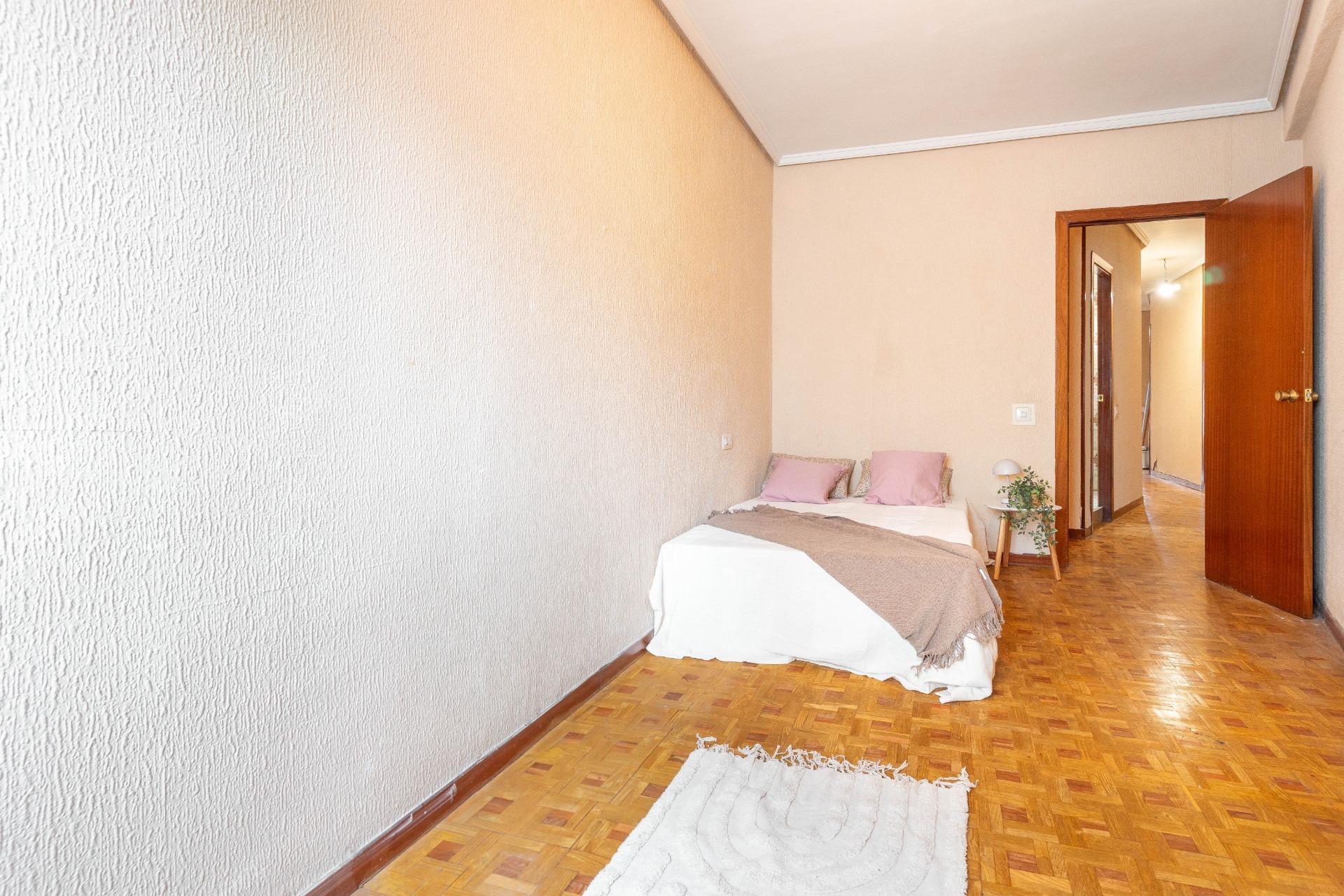Pisos-Venta-Oviedo-2412356-Foto-7