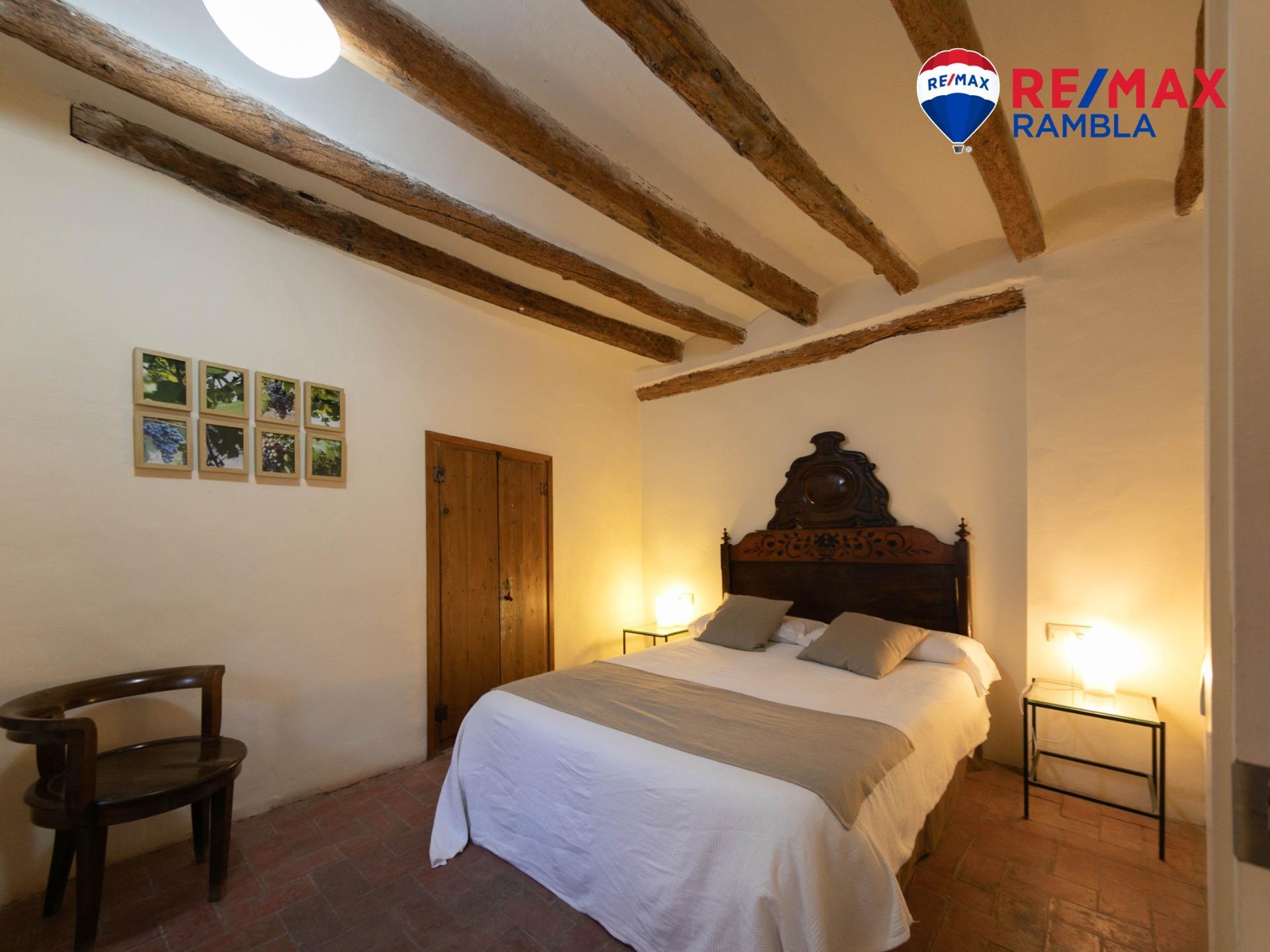 Edificios-Venta-Vilaverd-2412398-Foto-3