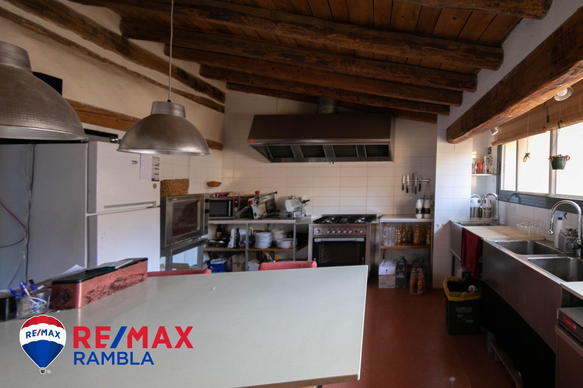 Edificios-Venta-Vilaverd-2412398-Foto-6