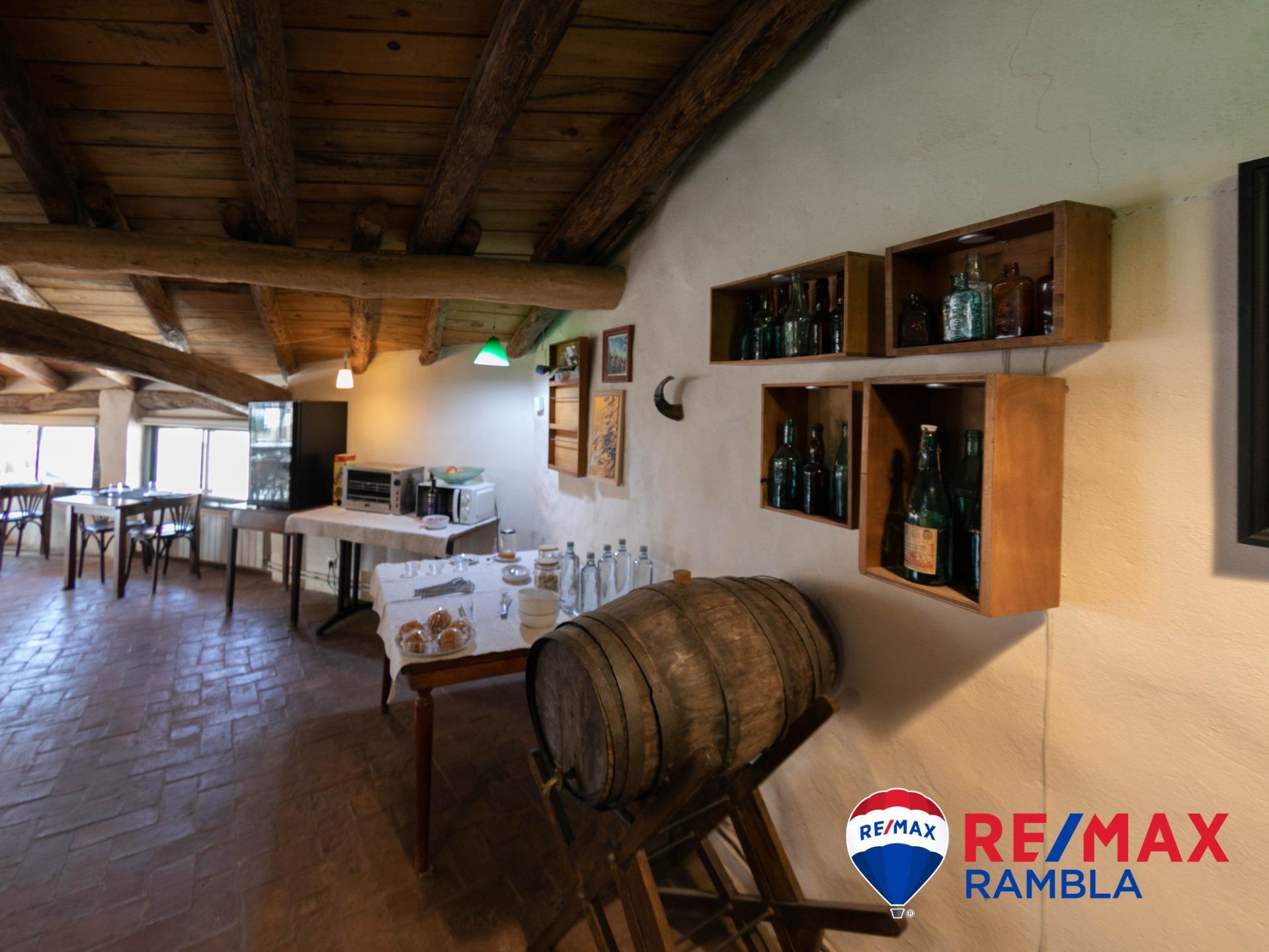 Edificios-Venta-Vilaverd-2412398-Foto-24