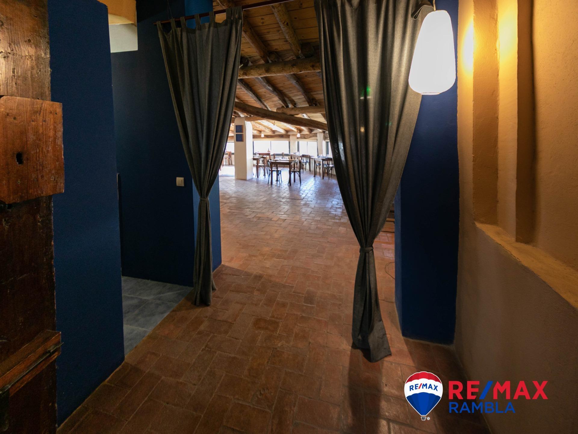 Edificios-Venta-Vilaverd-2412398-Foto-28