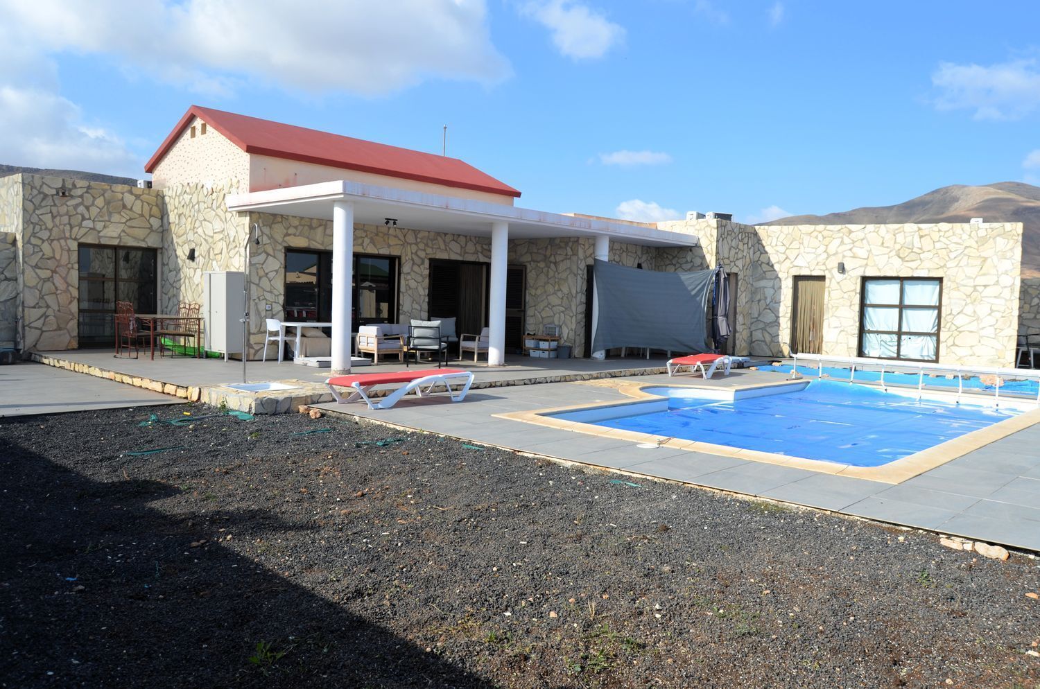 Chalet individual en venta, Triquivijate