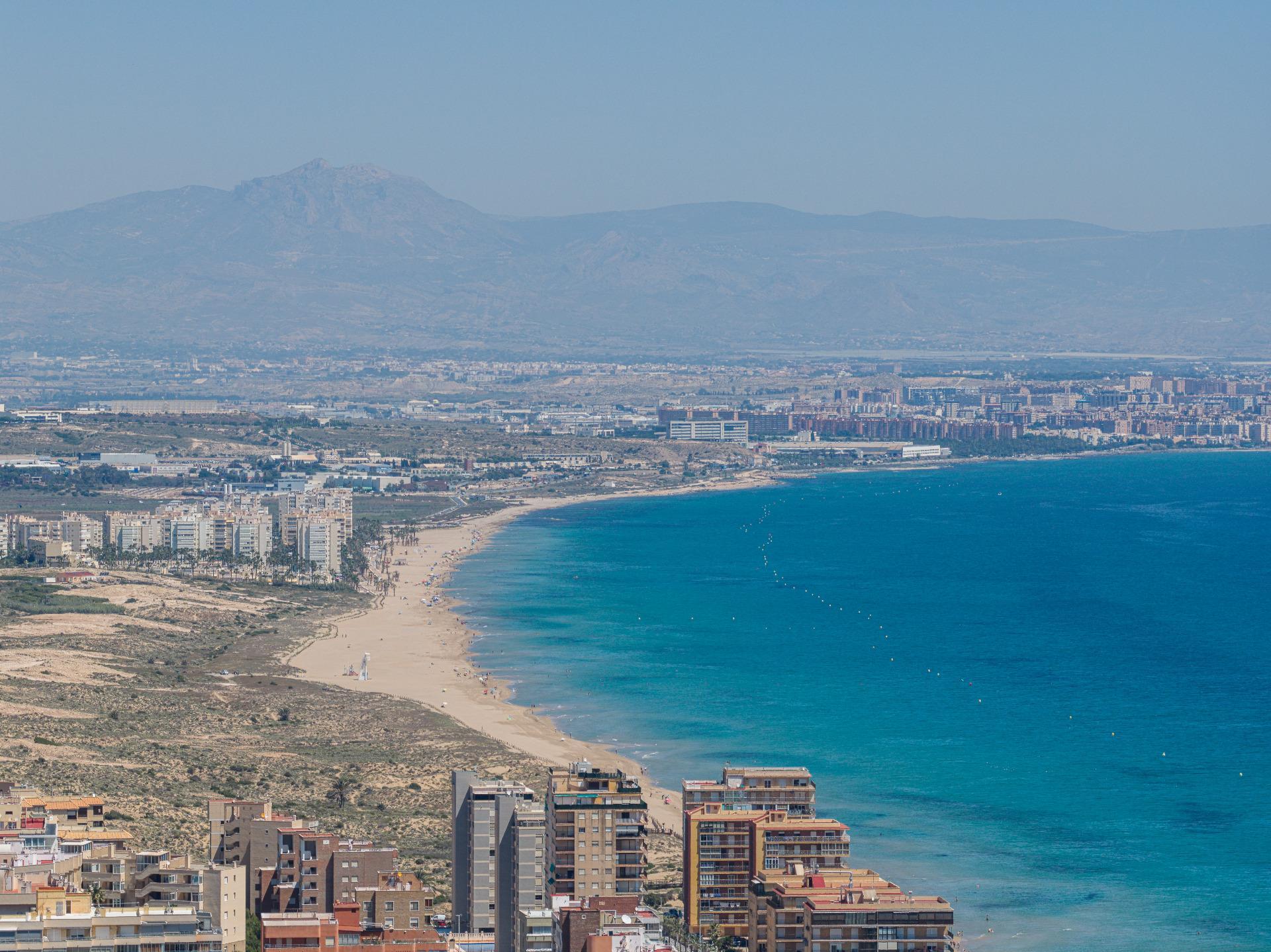 Chalet individual en venta, Los Arenales del Sol, Alicante/Alacant, Alicante/Alacant