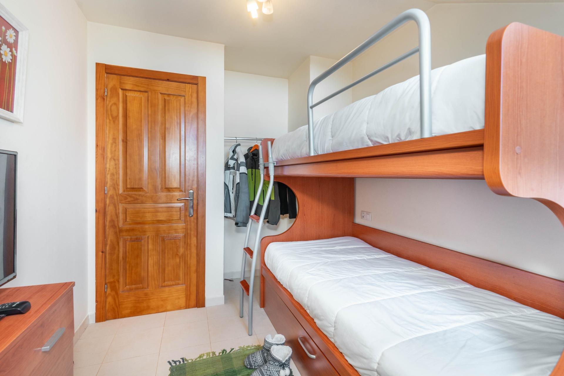 Piso en venta  calle PIEDRAS-SI, 46, Puebla de Lillo  2/46