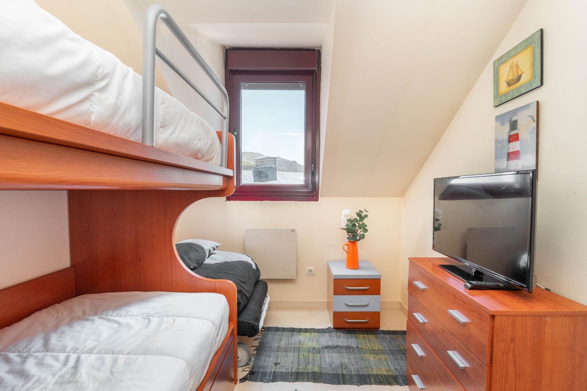 Piso en venta  calle PIEDRAS-SI, 46, Puebla de Lillo  4/46